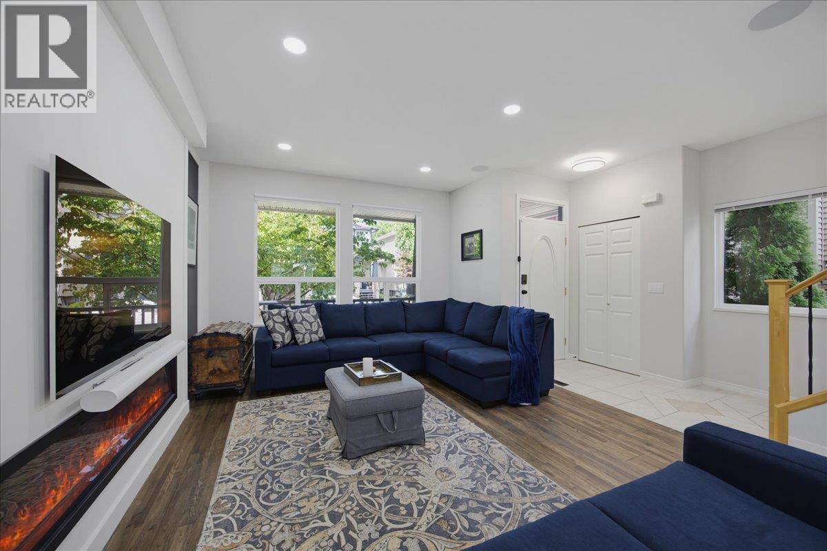 24030 102a Avenue Property Photo 7