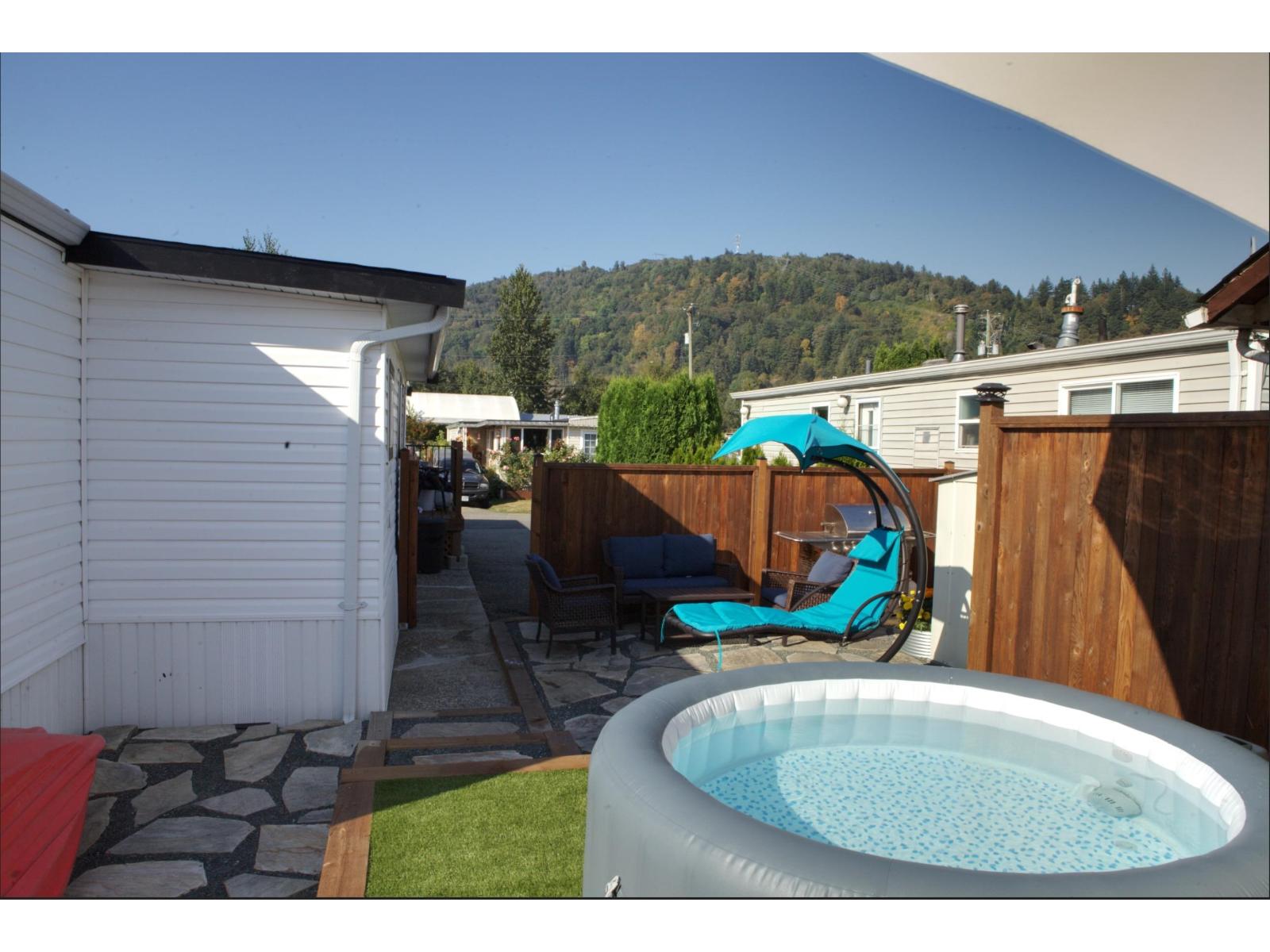 1884 Heath Road #16 Property Photo 13