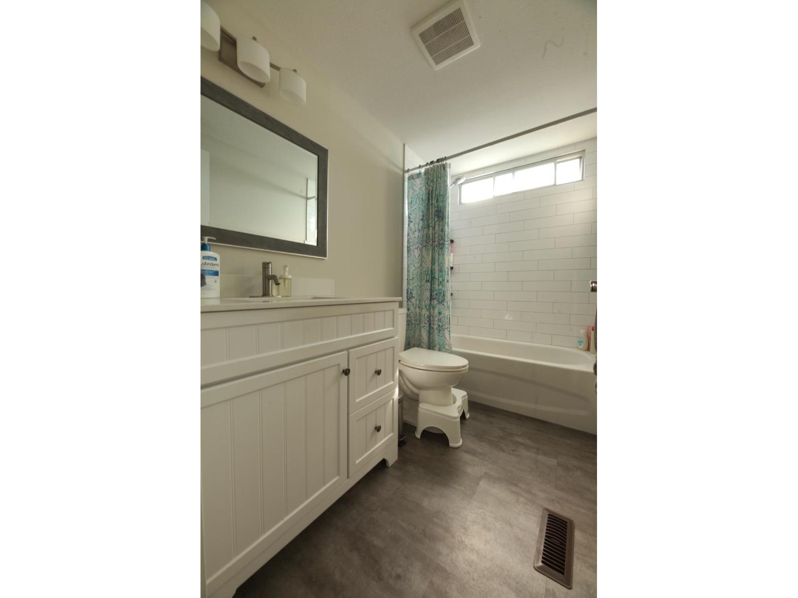 1884 Heath Road #16 Property Photo 19