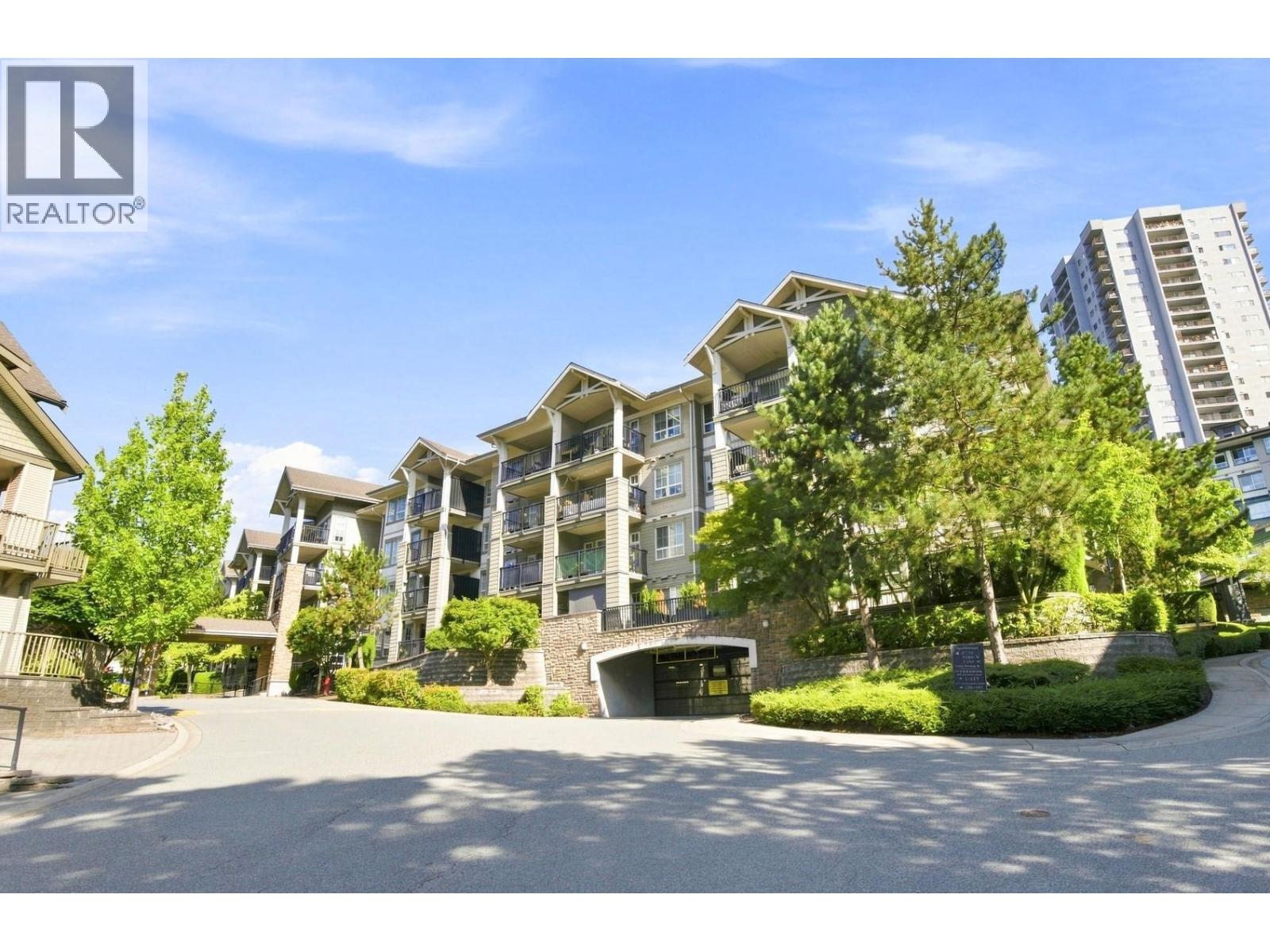108 9233 Government Street Property Photo 1