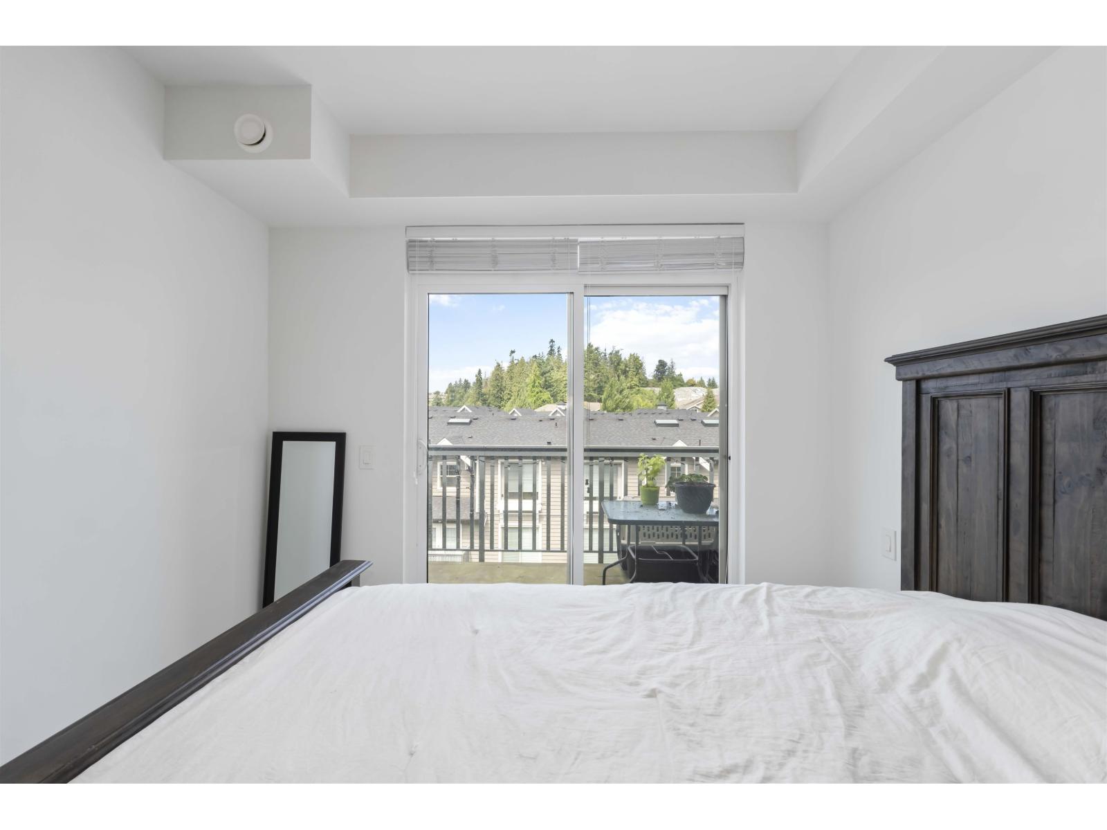 A413 20487 65 Avenue Property Photo 37