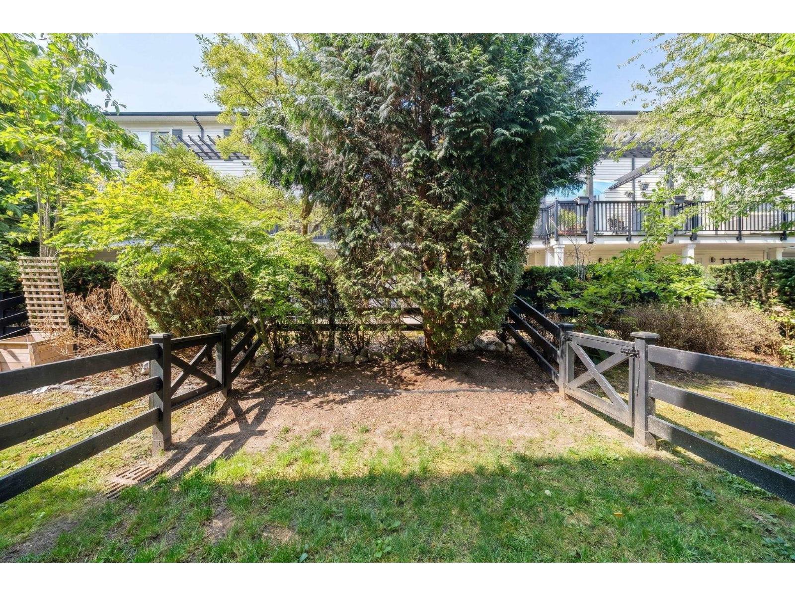 53 18983 72a Avenue Property Photo 25