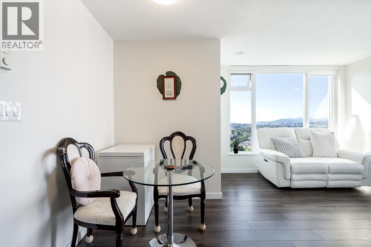 2902 5665 Boundary Road Property Photo 7