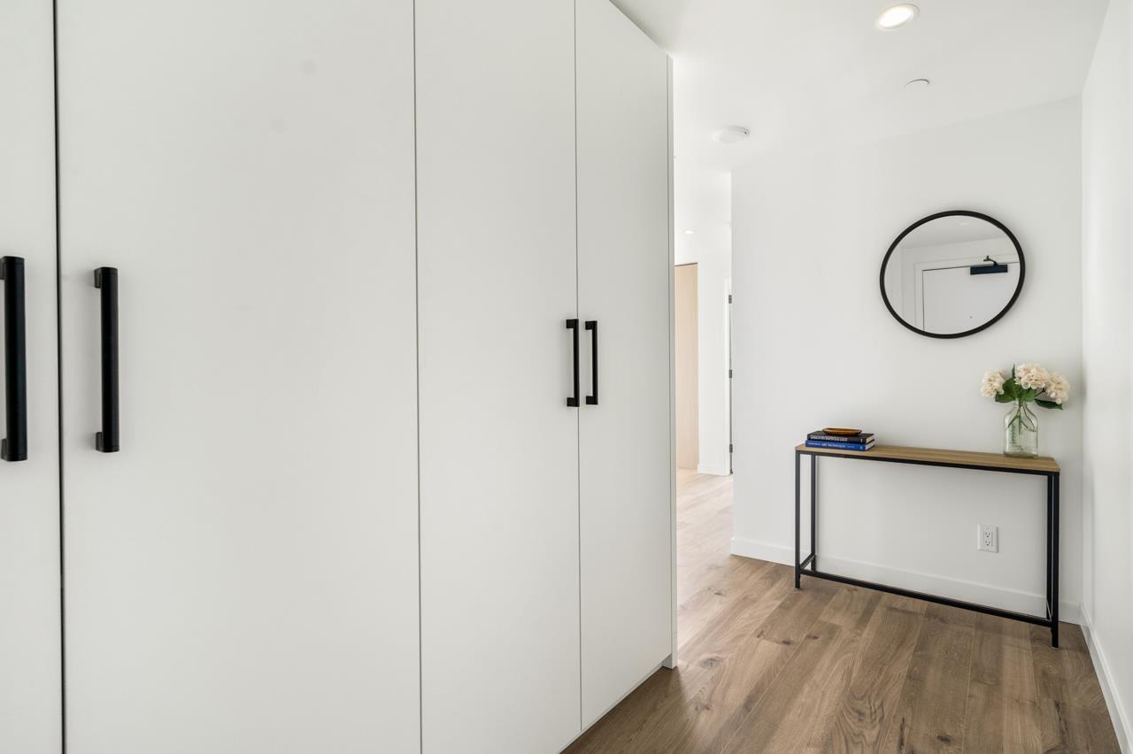 1608 13428 105 Avenue Property Photo 2