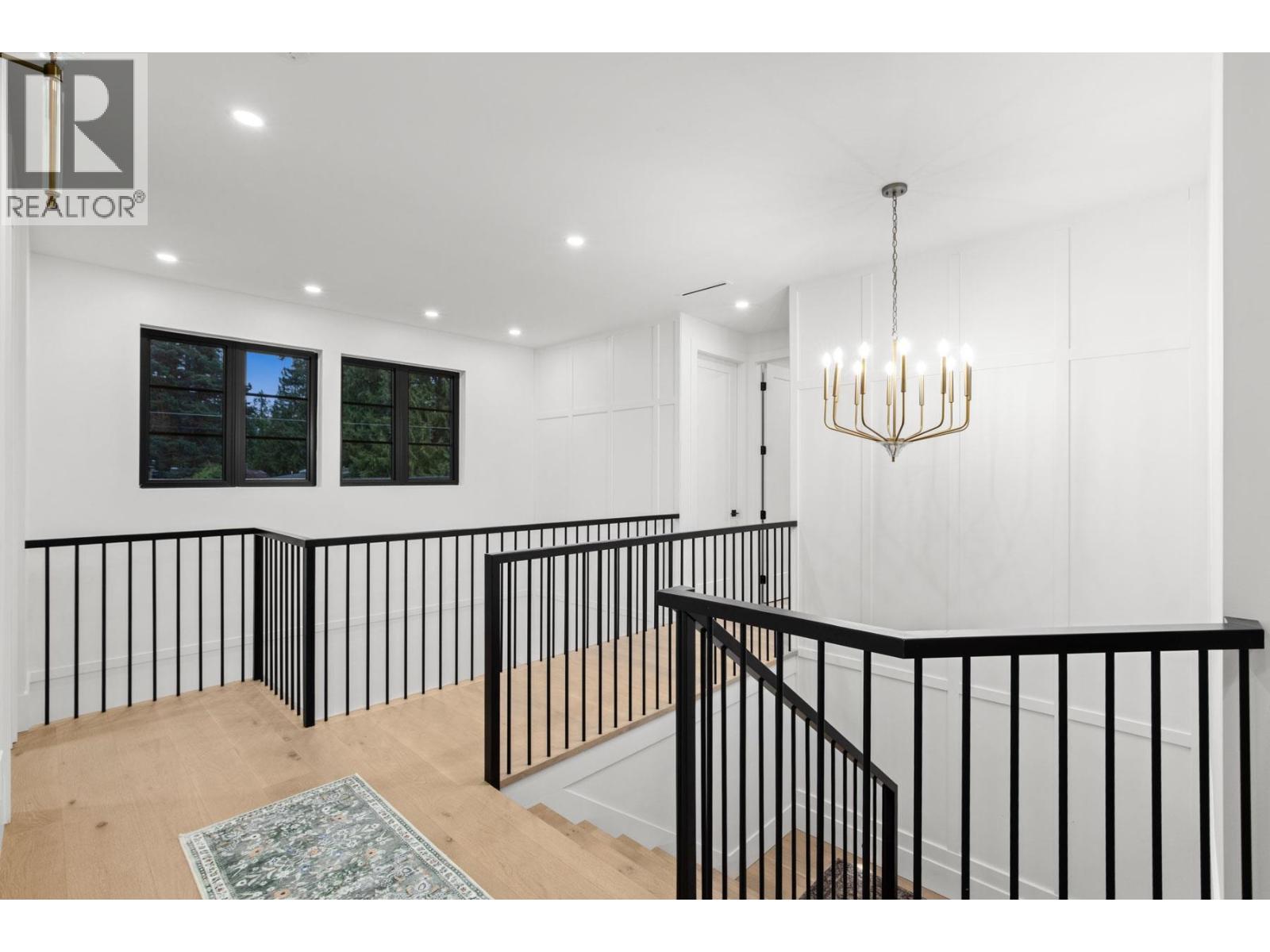 29 50 Street Property Photo 21