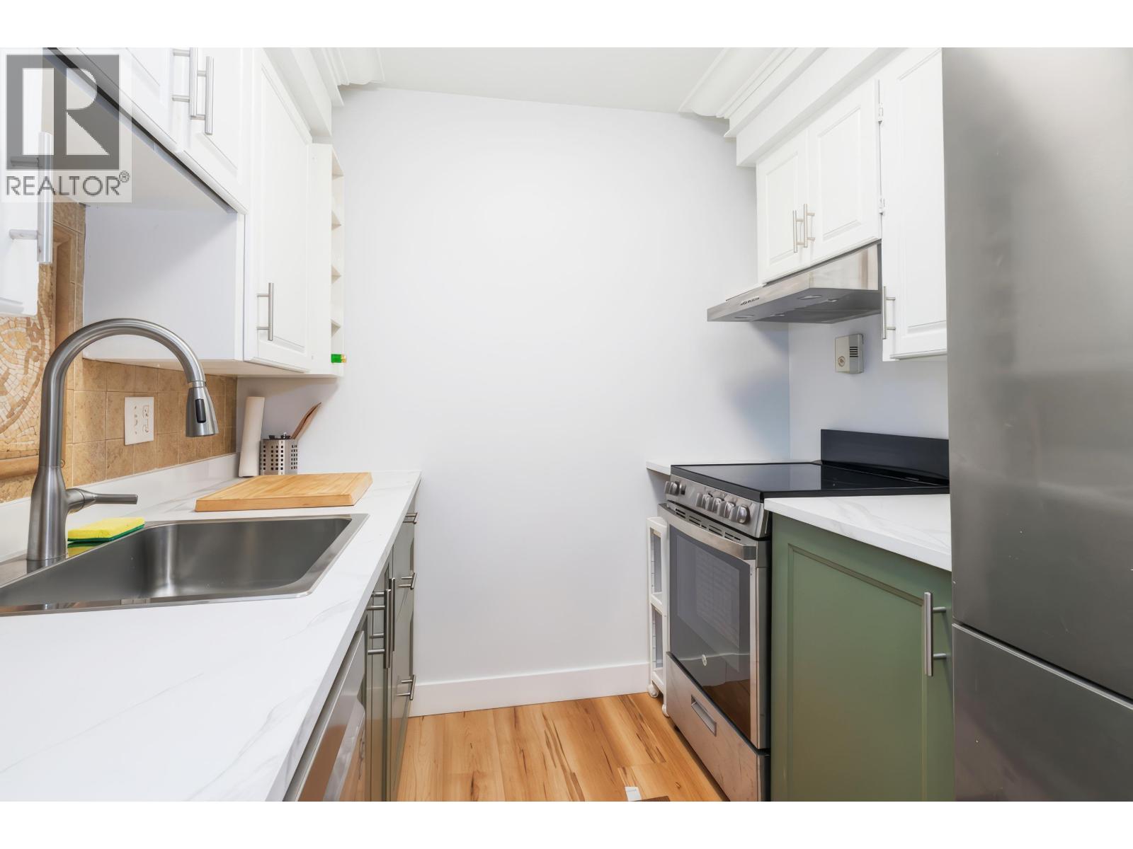 109 815 Fourth Avenue Property Photo 7