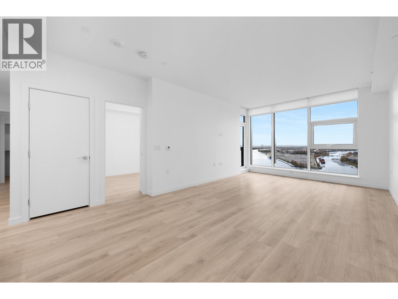 4001 680 Quayside Drive Property Photo 8