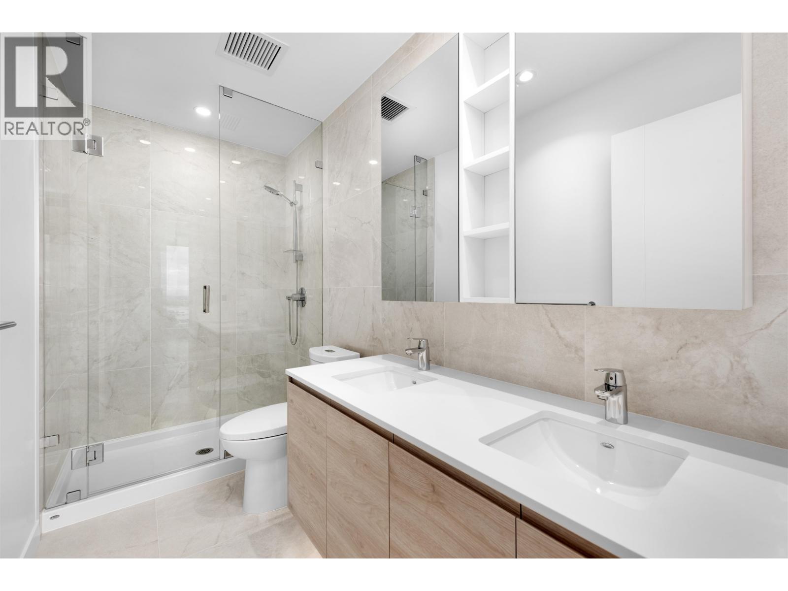 4001 680 Quayside Drive Property Photo 21
