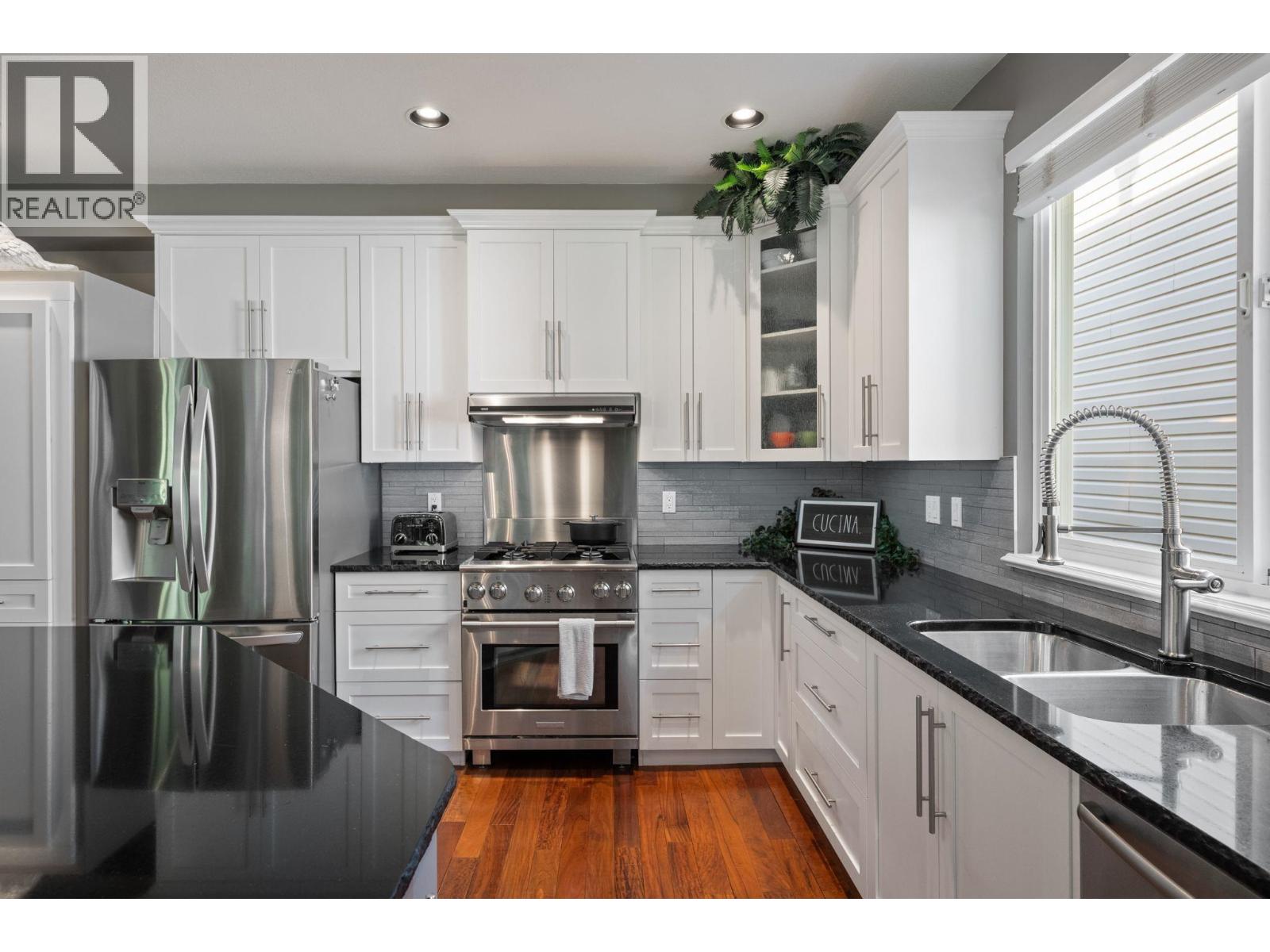 3277 Chartwell Grn Property Photo 14