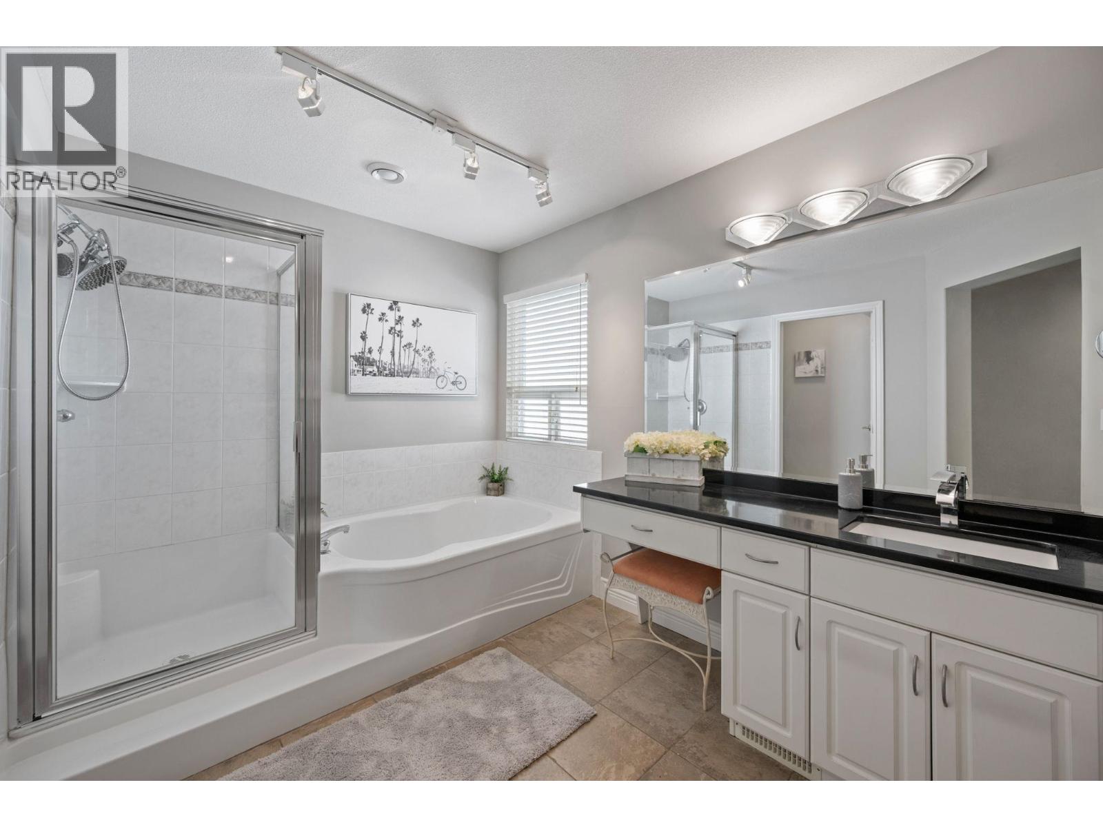 3277 Chartwell Grn Property Photo 25