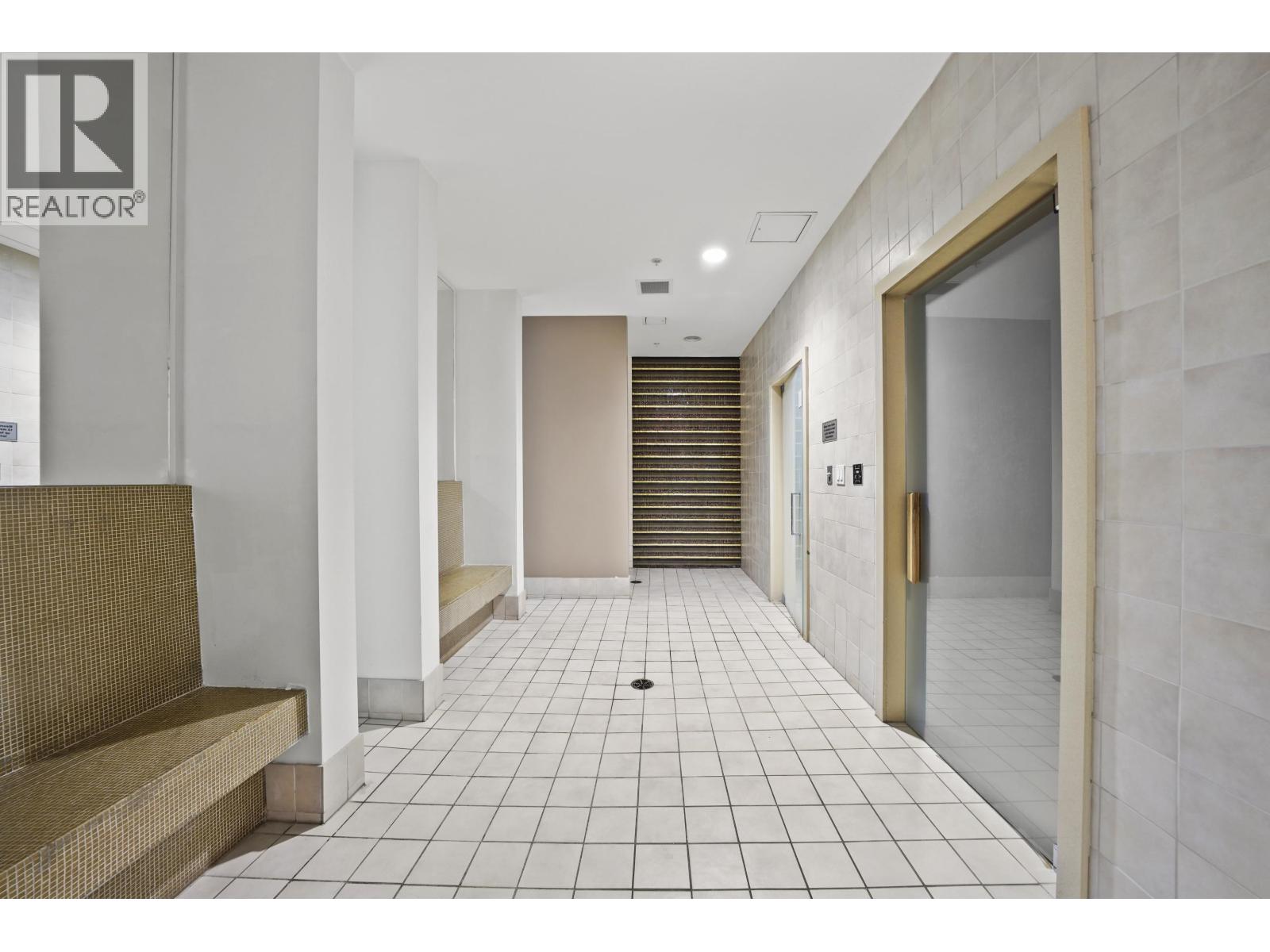 301 1055 Richards Street Property Photo 26