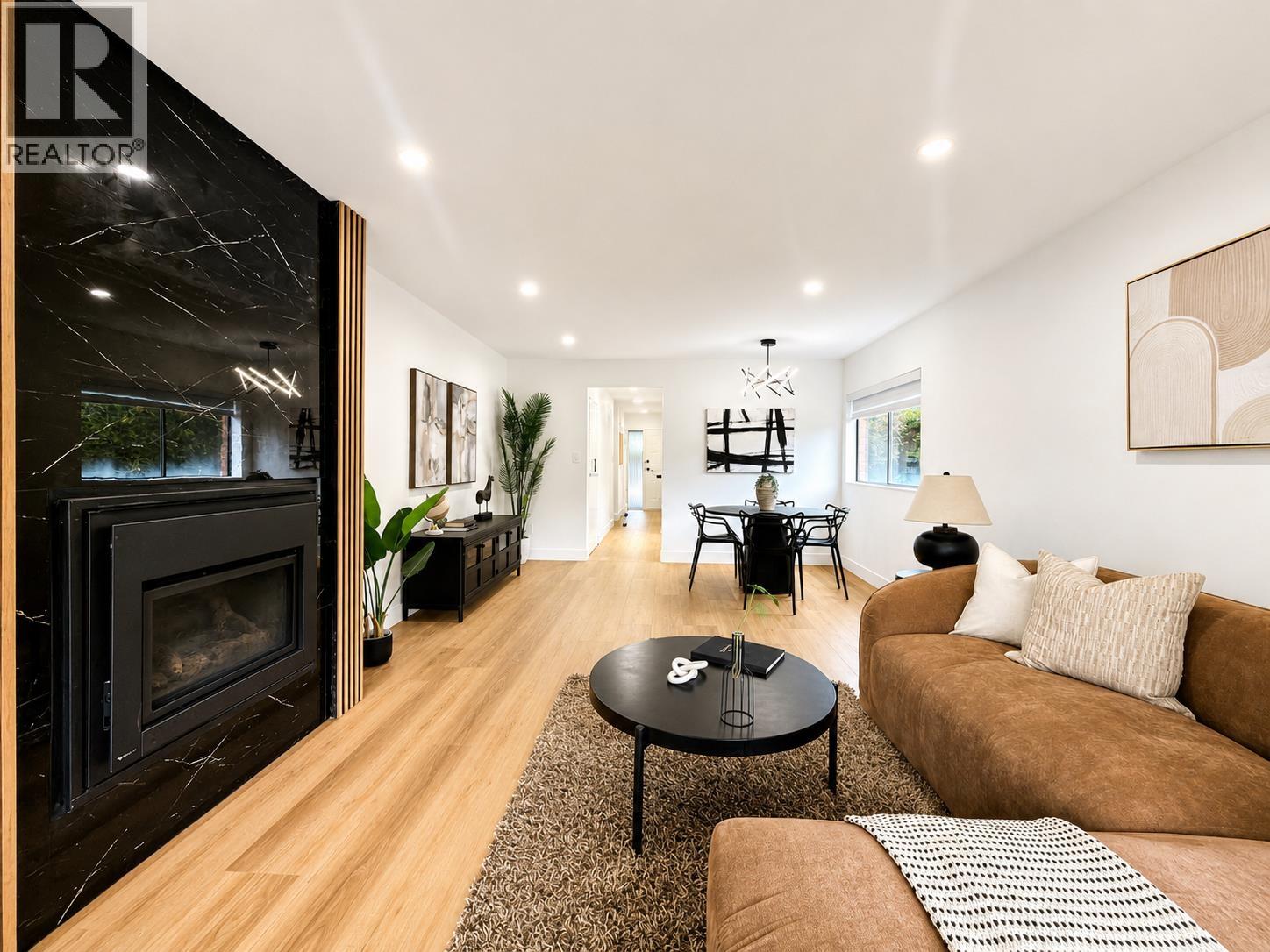 140 3031 Williams Road Property Photo 3
