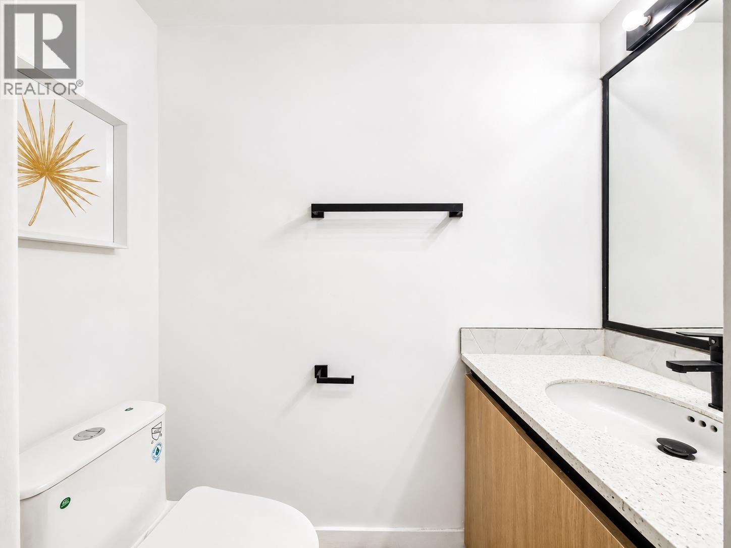 140 3031 Williams Road Property Photo 5