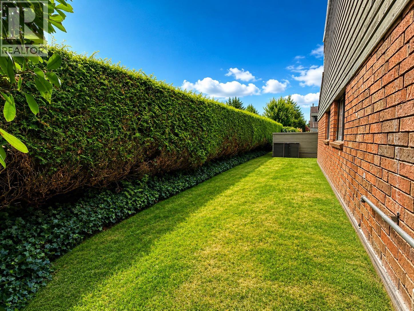 140 3031 Williams Road Property Photo 14