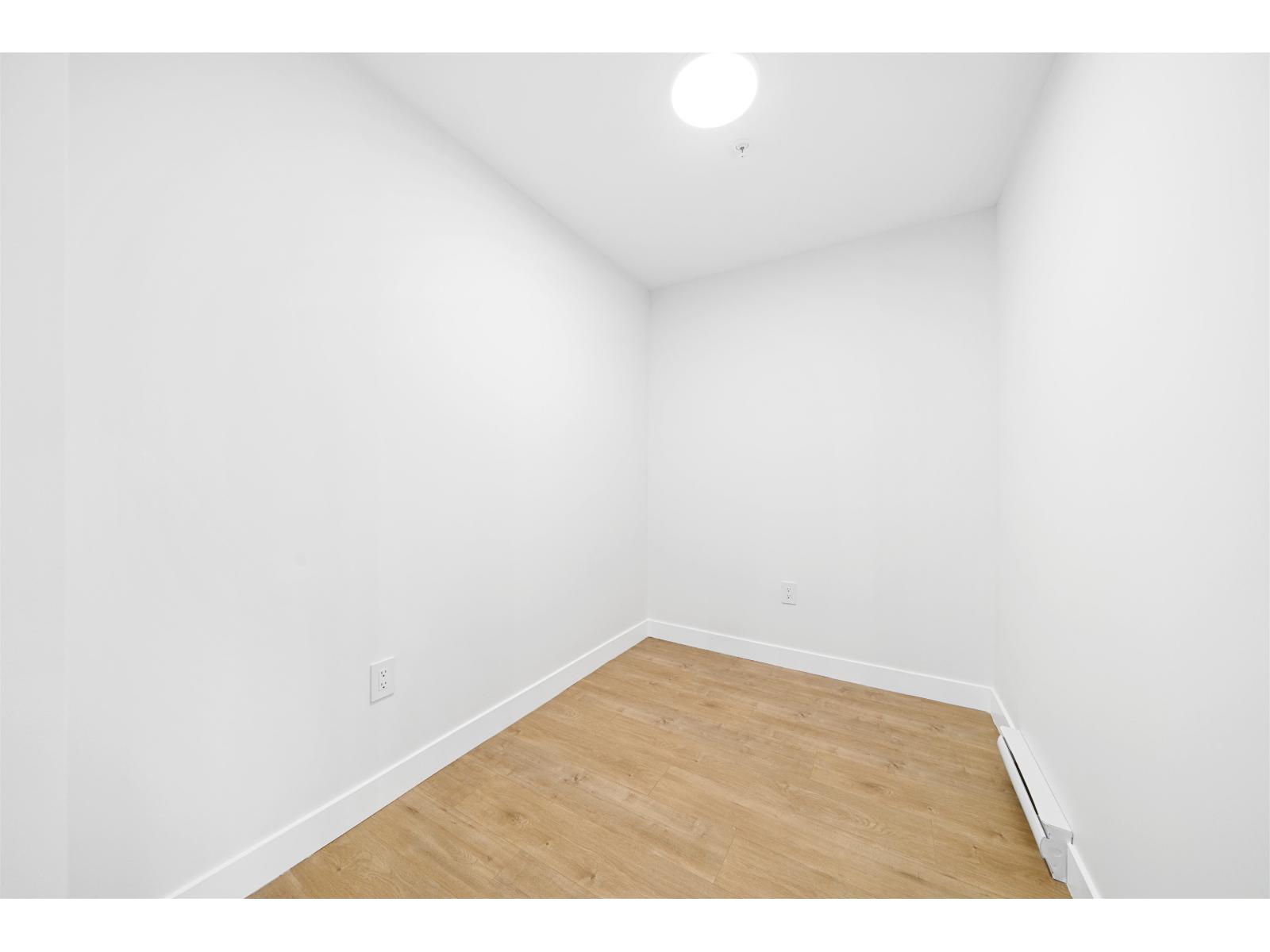 101 15353 17 Avenue Property Photo 15