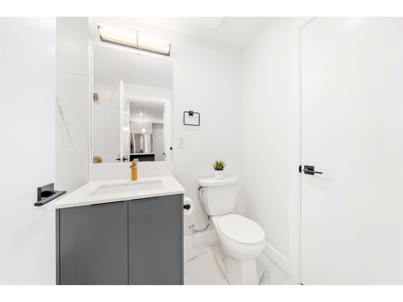 101 15353 17 Avenue Property Photo 16