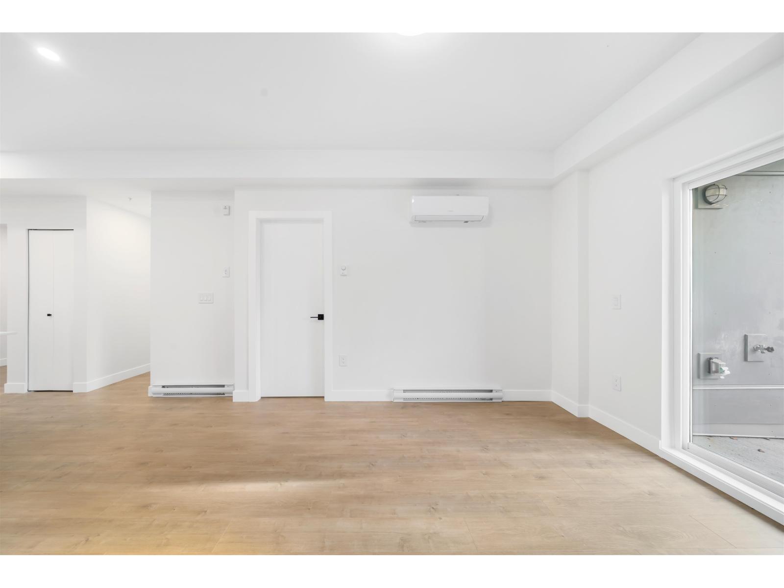 101 15353 17 Avenue Property Photo 20