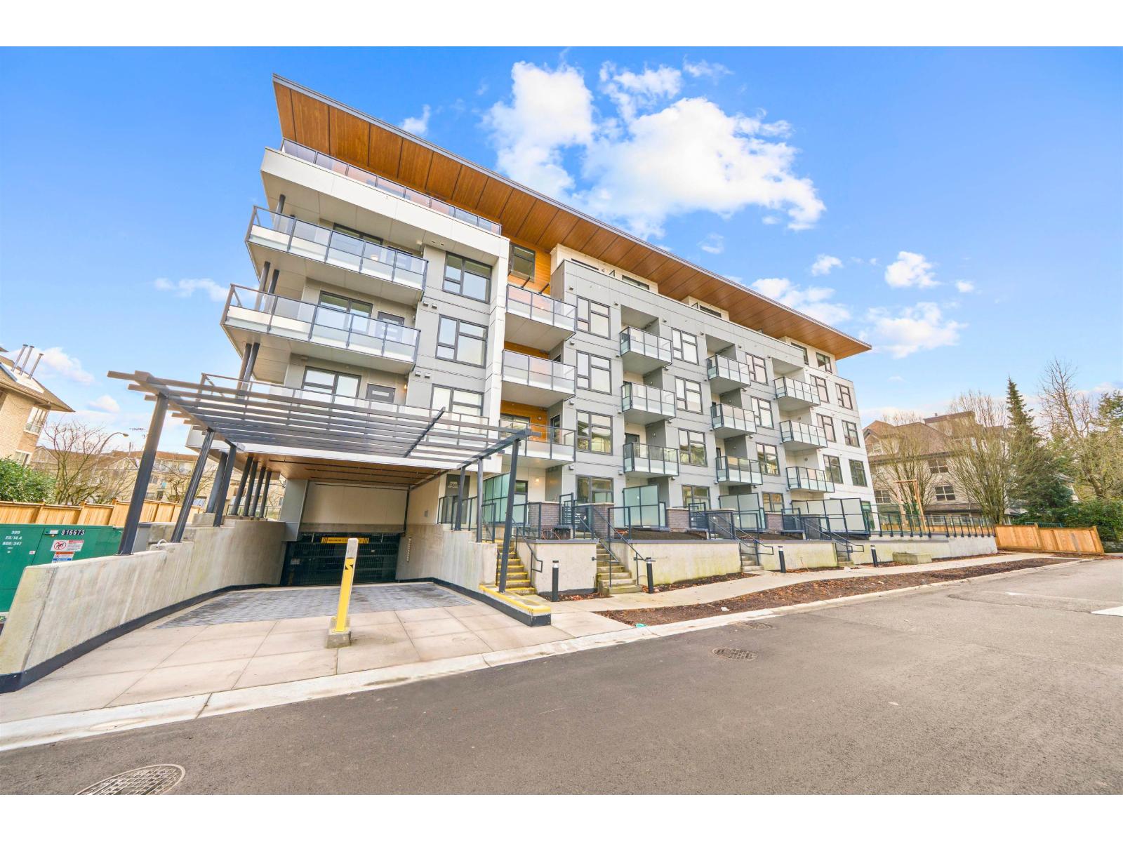 101 15353 17 Avenue Property Photo 32