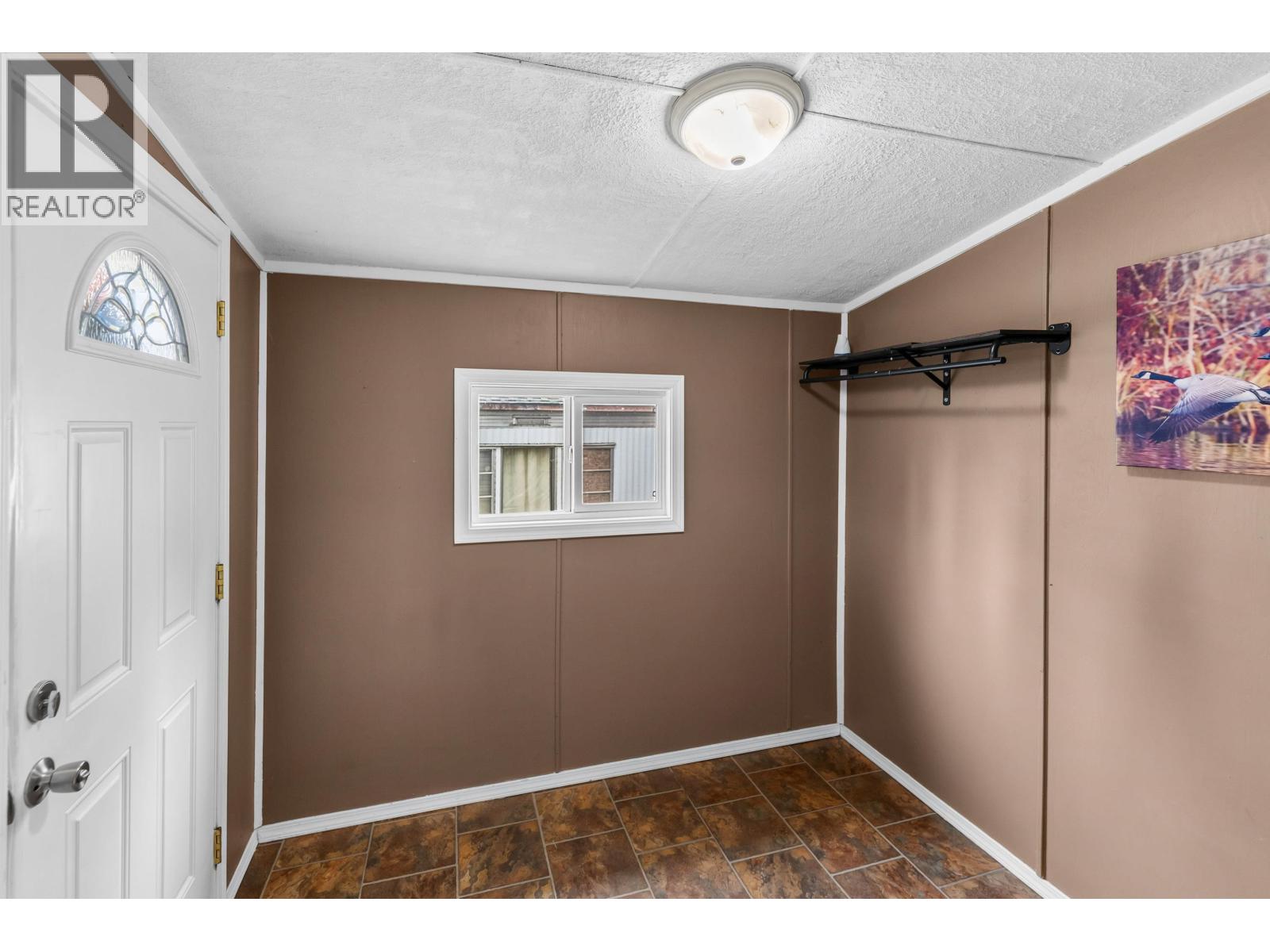 21 7170 Hart Highway Property Photo 9