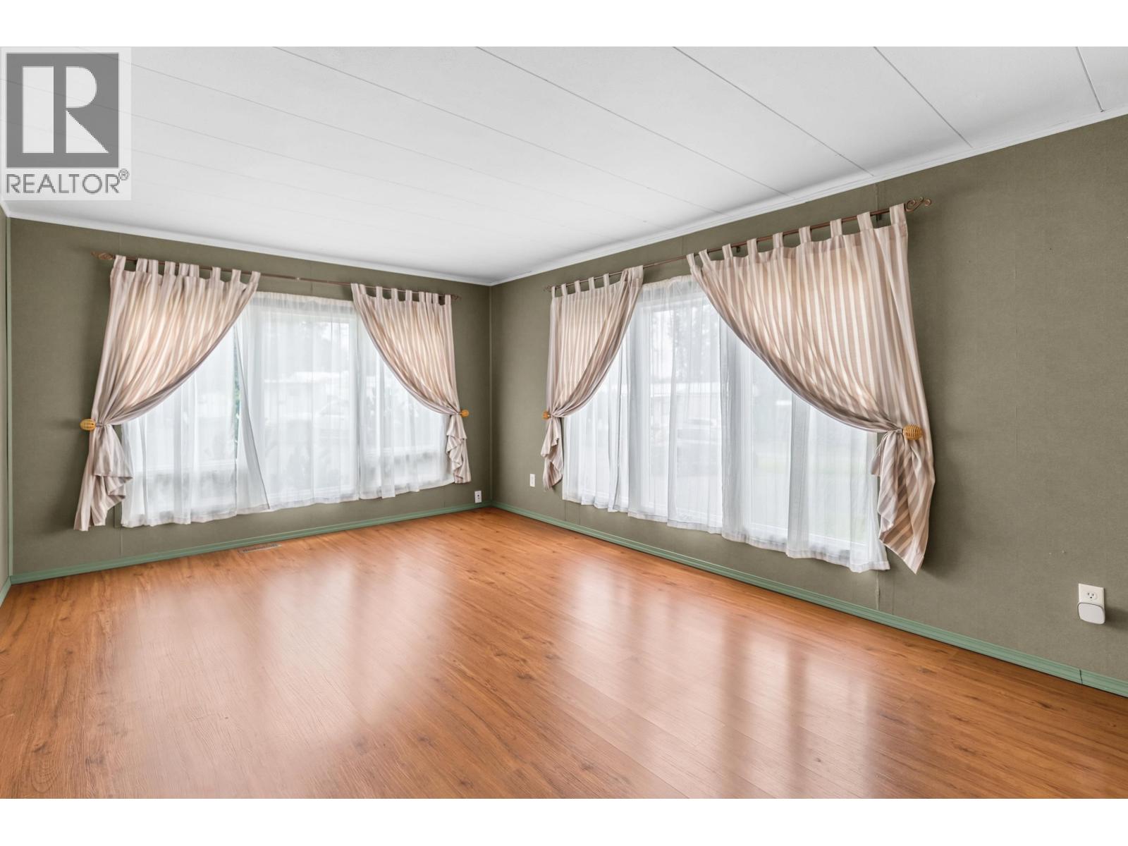 21 7170 Hart Highway Property Photo 11