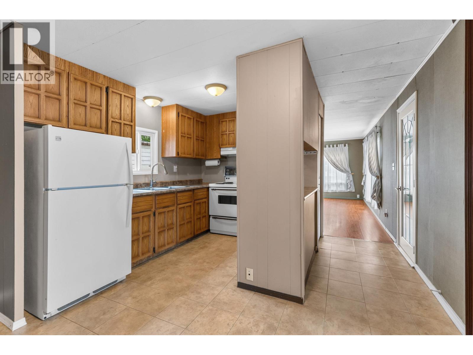 21 7170 Hart Highway Property Photo 12