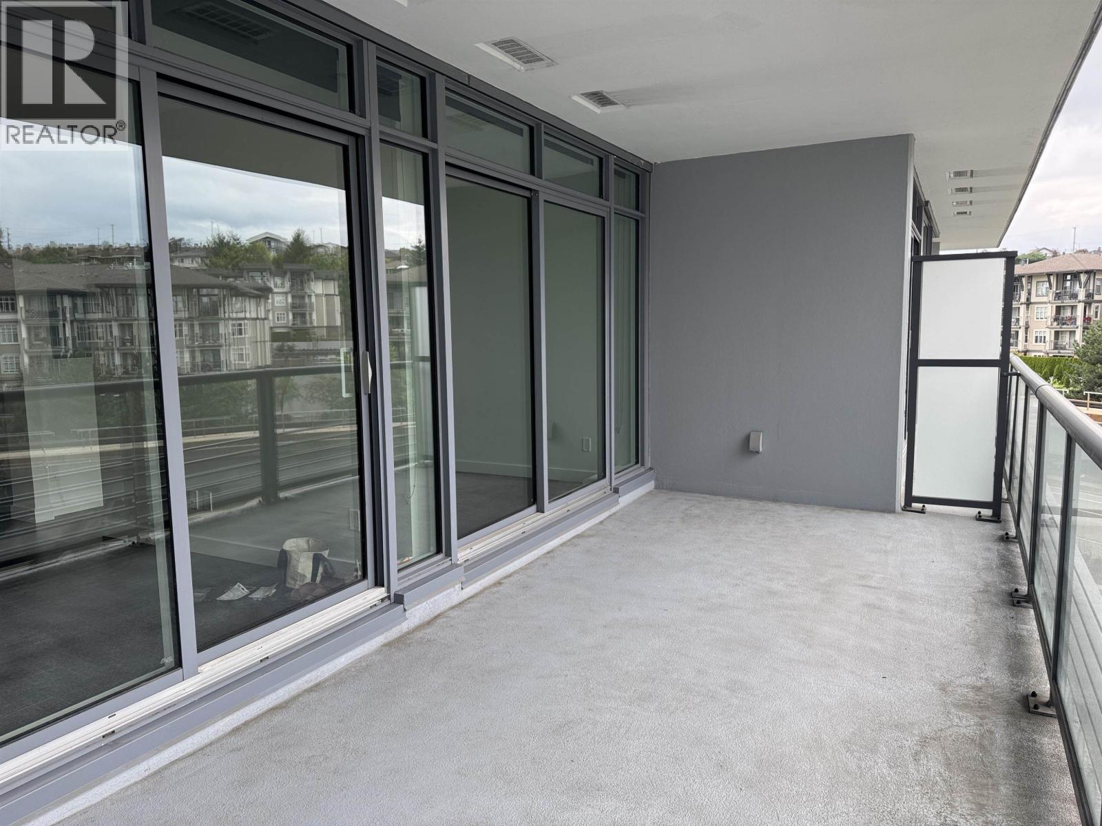407 4720 Lougheed Highway Property Photo 9