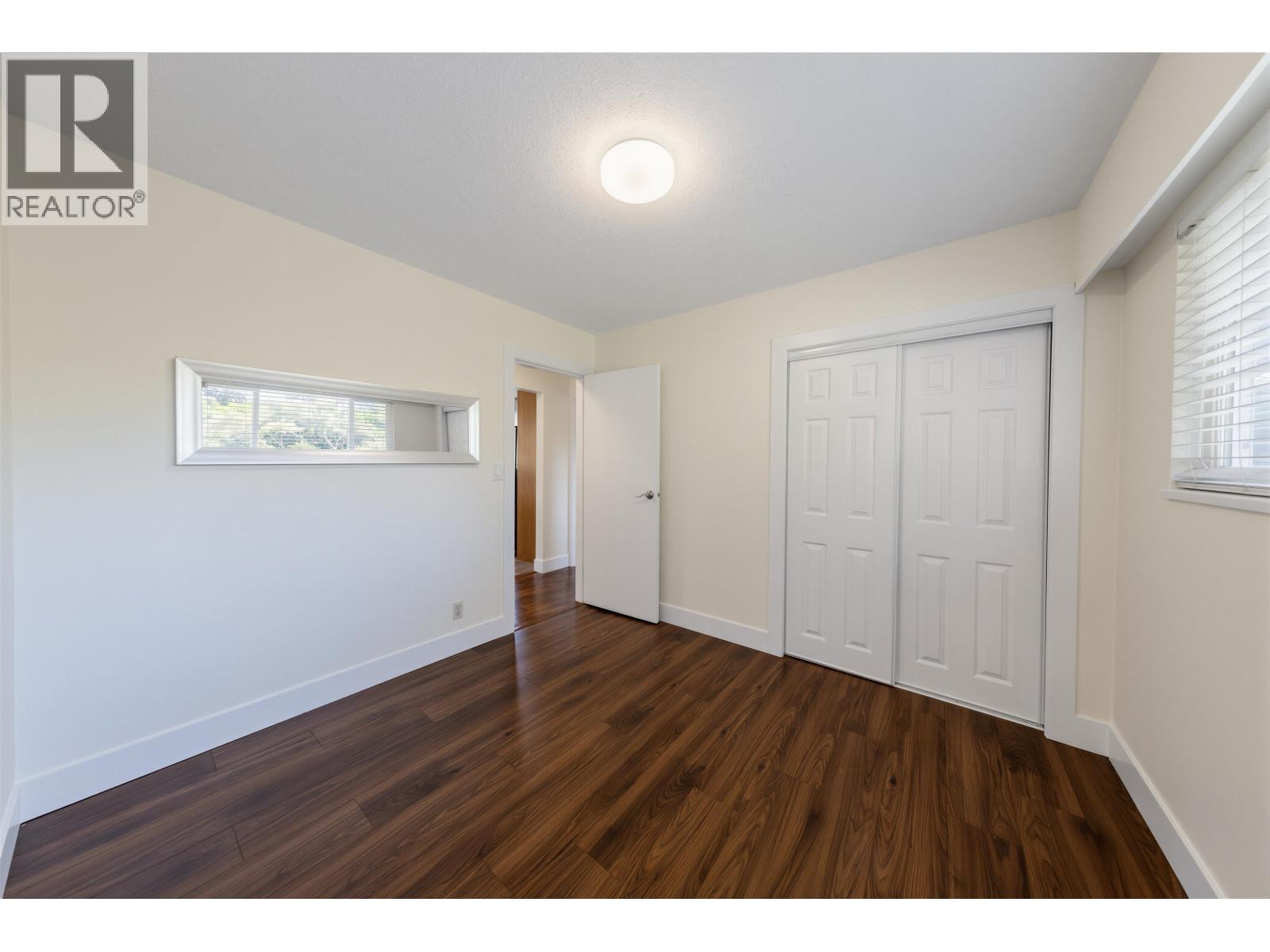 5372 5b Avenue Property Photo 16