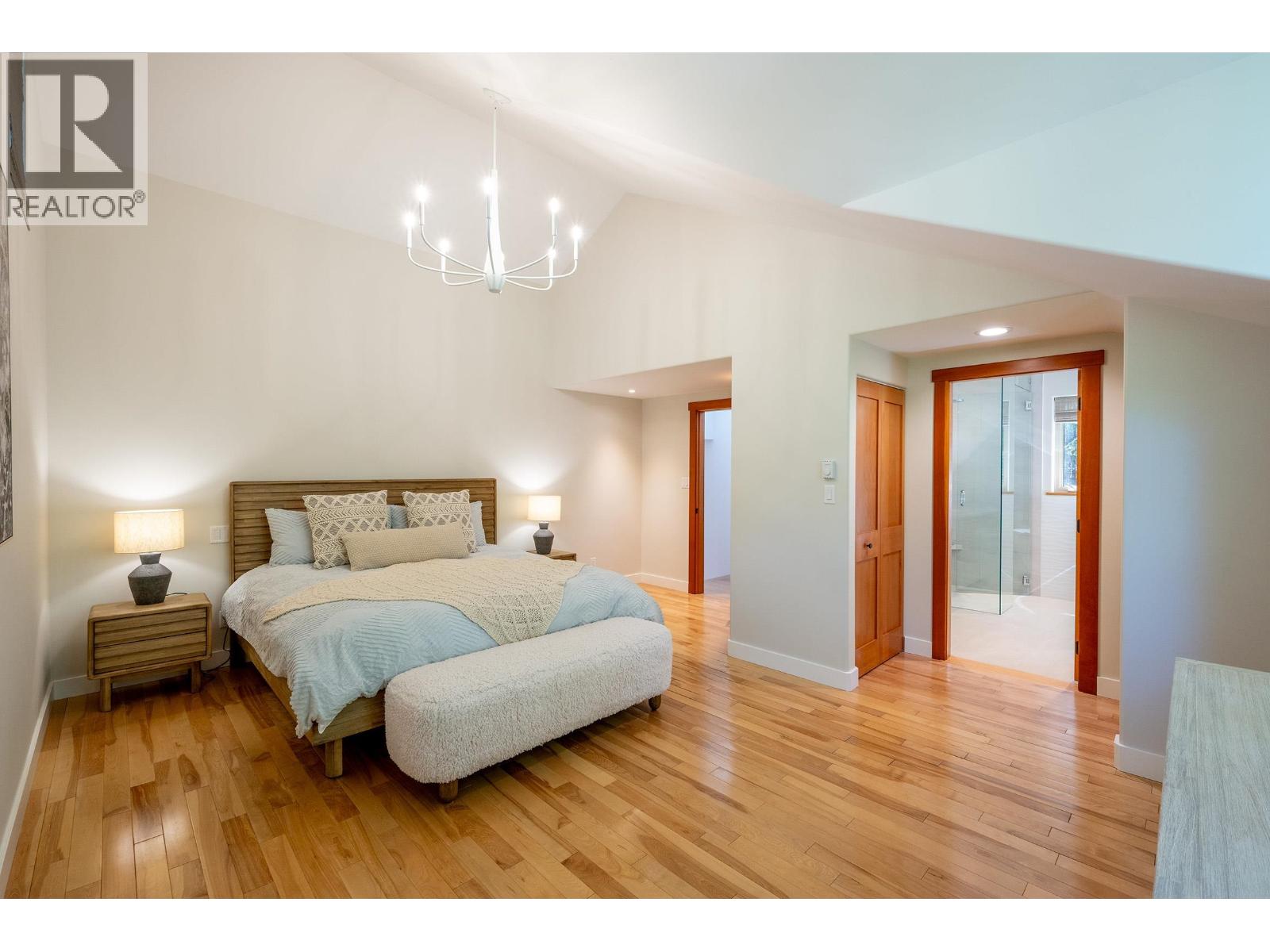 3125 Hawthorne Place Property Photo 12