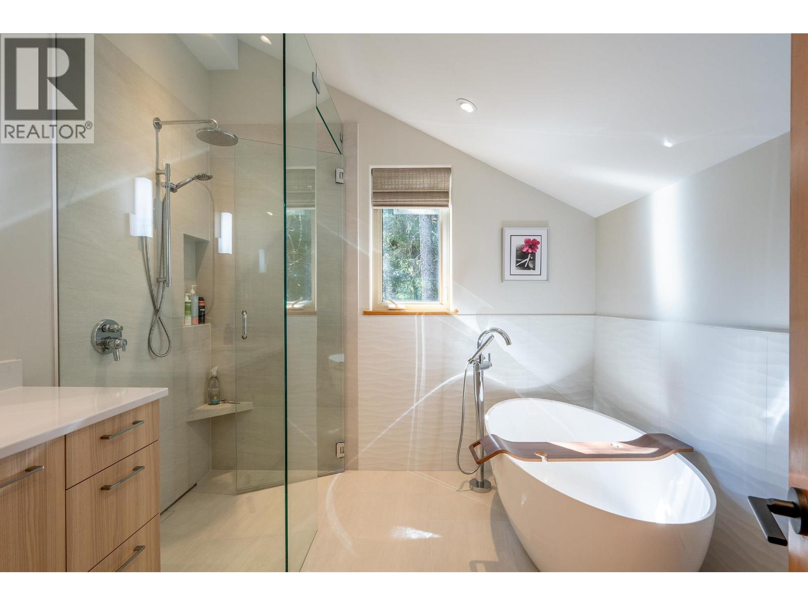 3125 Hawthorne Place Property Photo 14