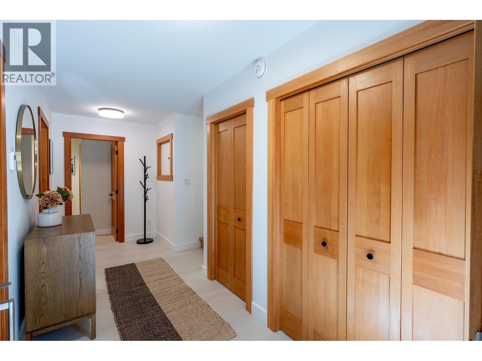 3125 Hawthorne Place Property Photo 18