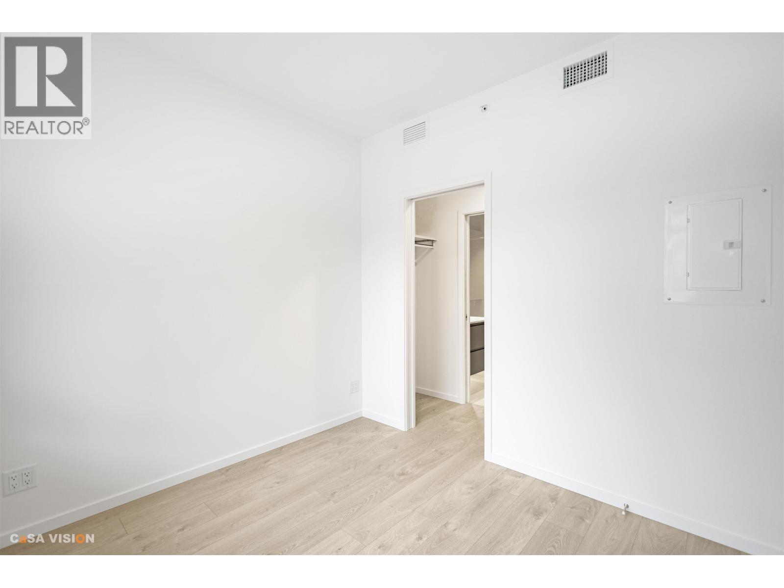 905 6500 Minoru Boulevard Property Photo 7