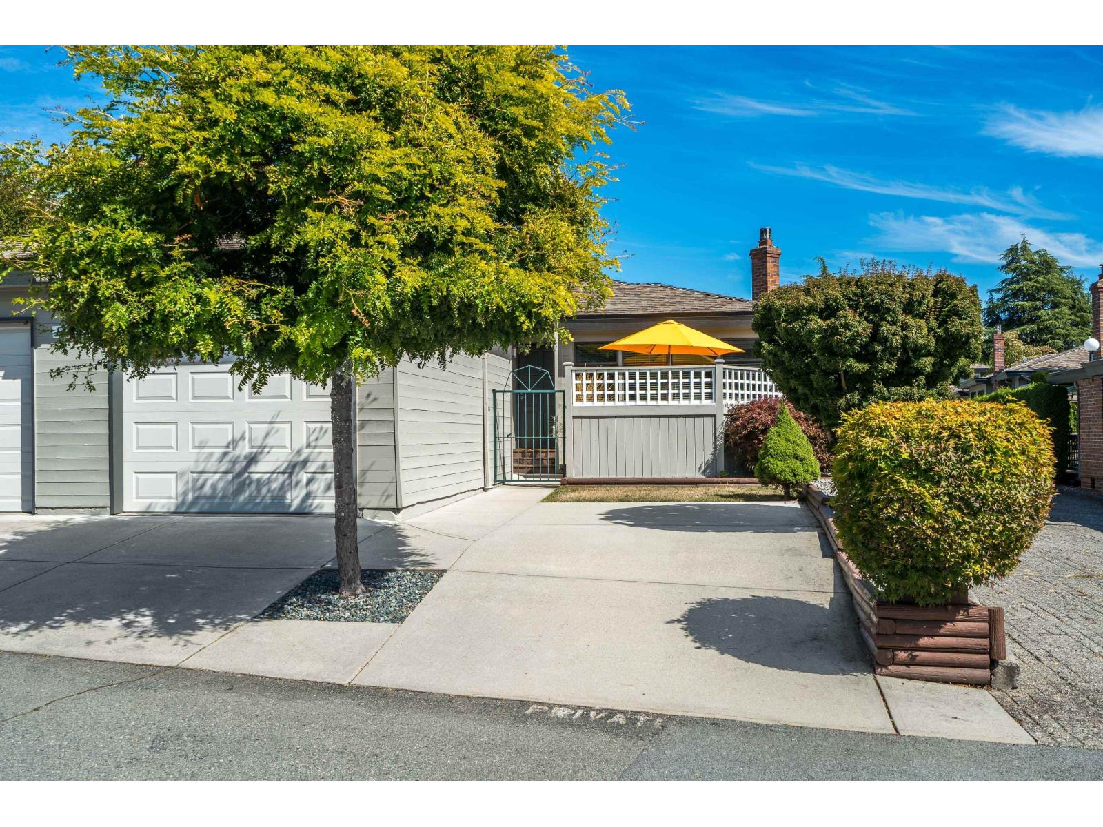 1 14231 18a Avenue Property Photo 1