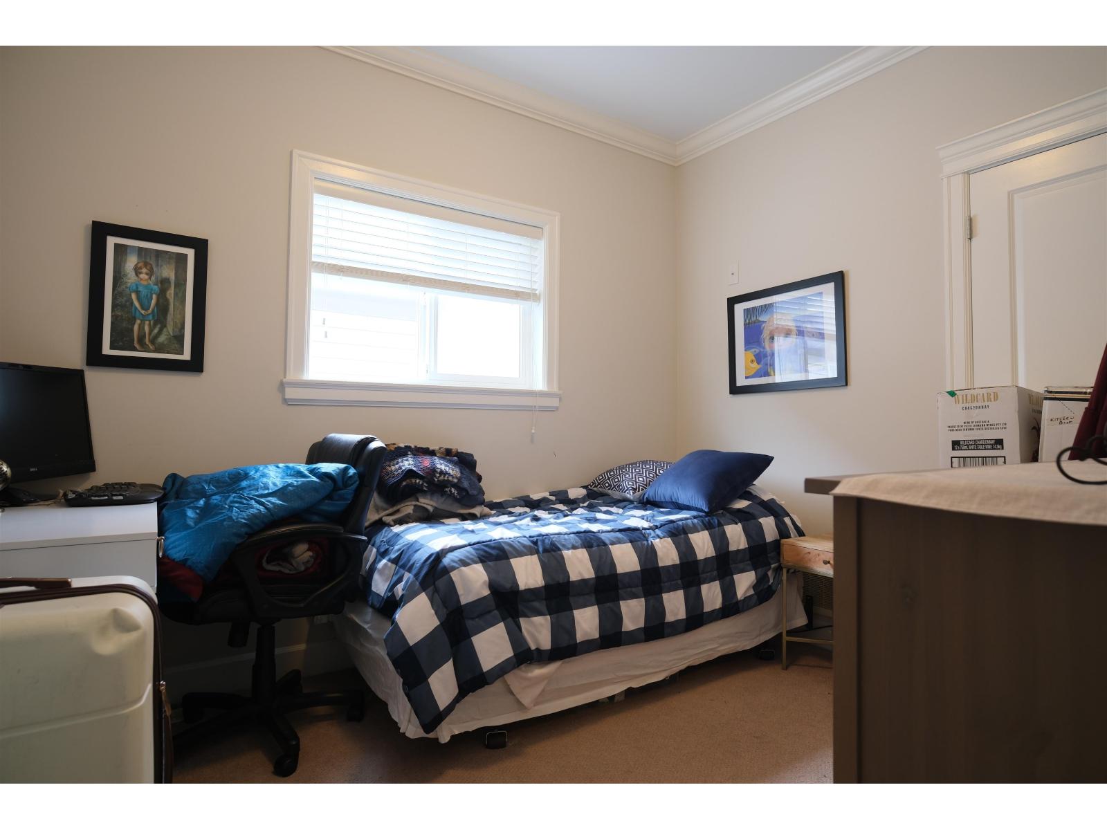 7849 211b Street Property Photo 4
