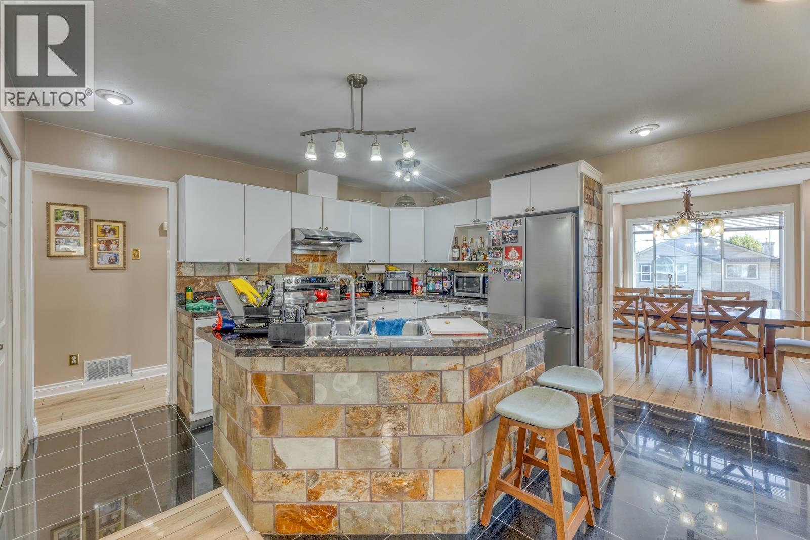 1465 Blackwater Place Property Photo 8