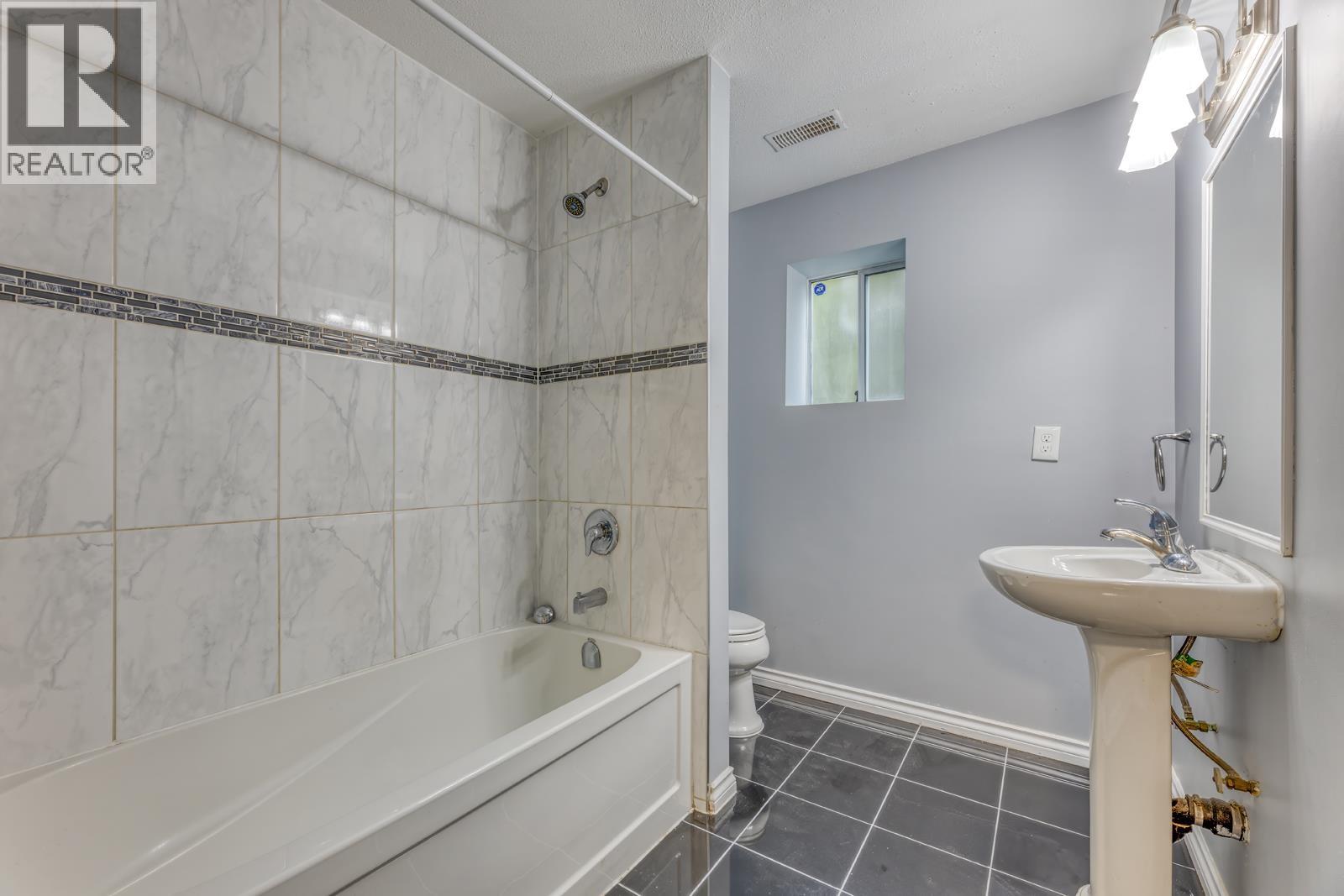1465 Blackwater Place Property Photo 26