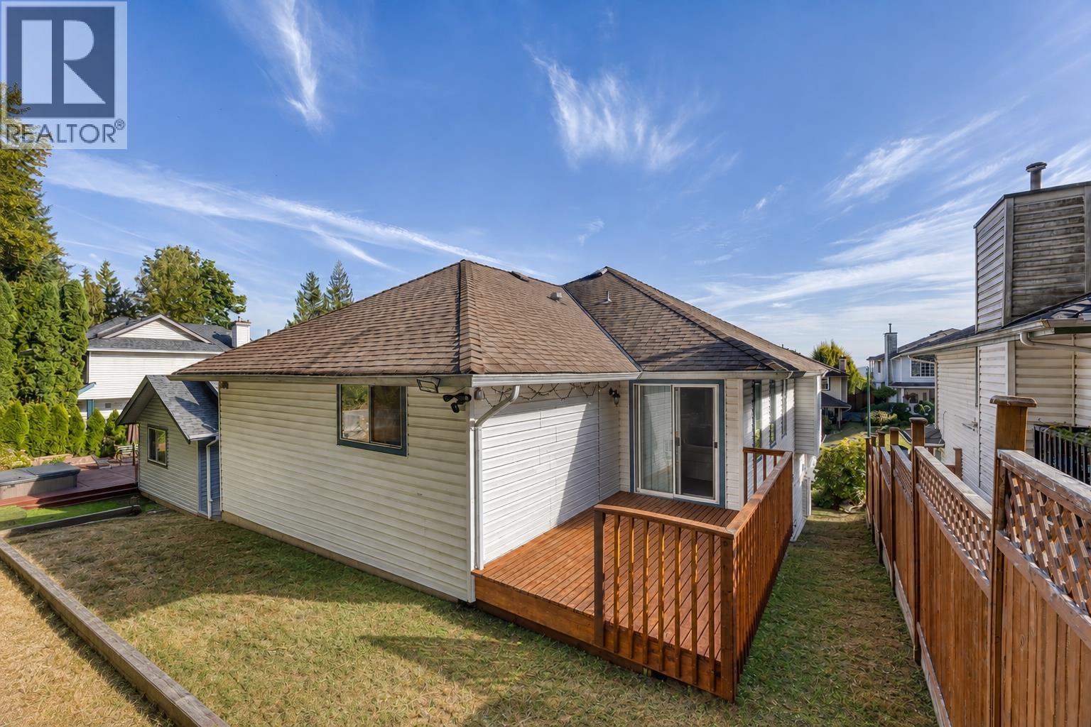 1465 Blackwater Place Property Photo 28