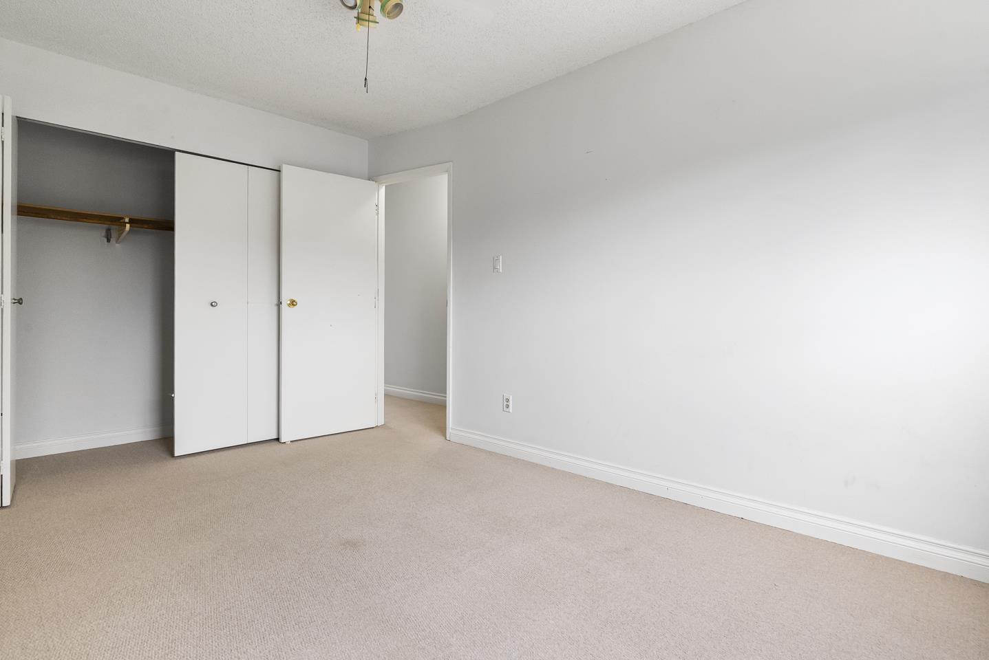 2369 Wakefield Court Property Photo 11