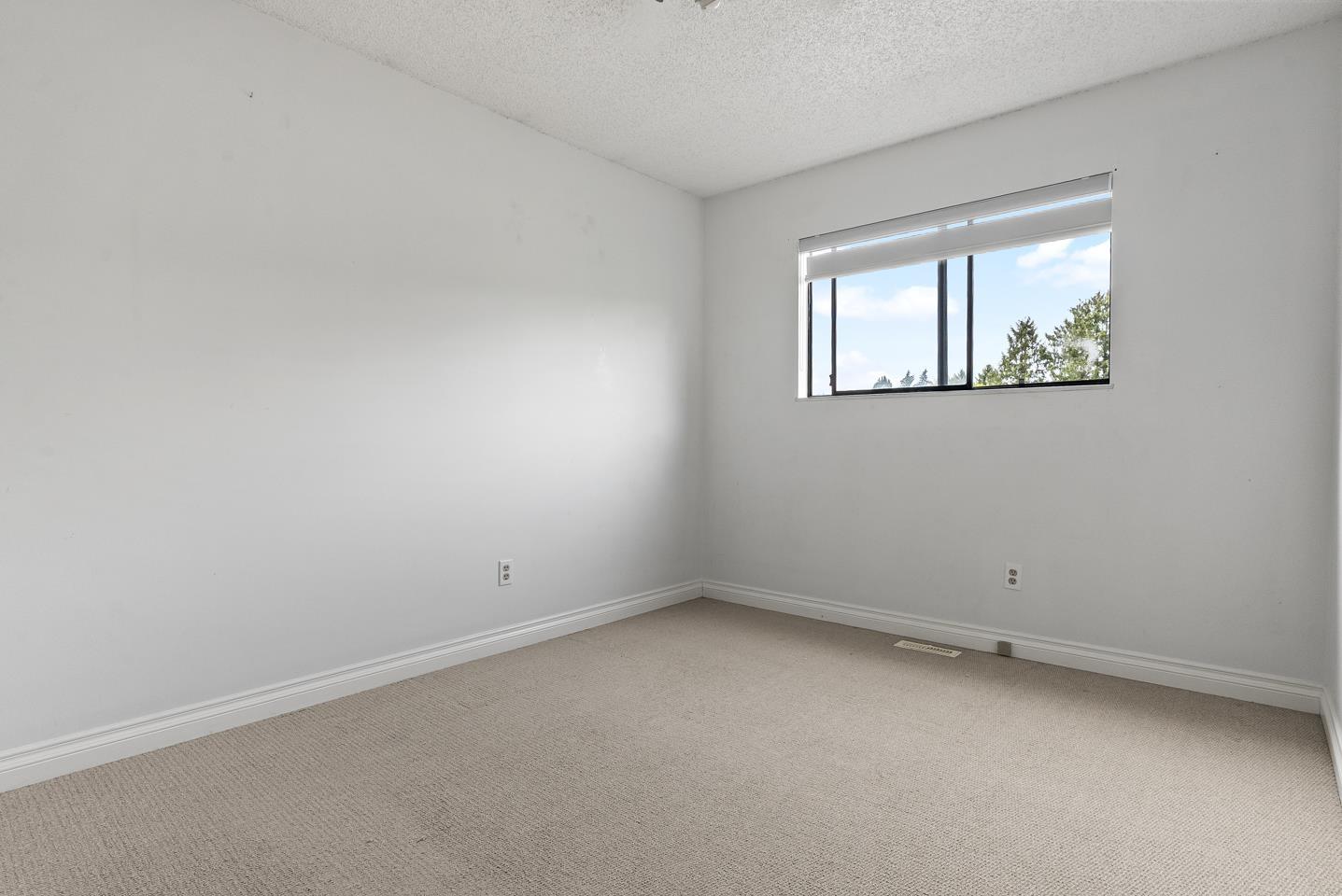 2369 Wakefield Court Property Photo 14