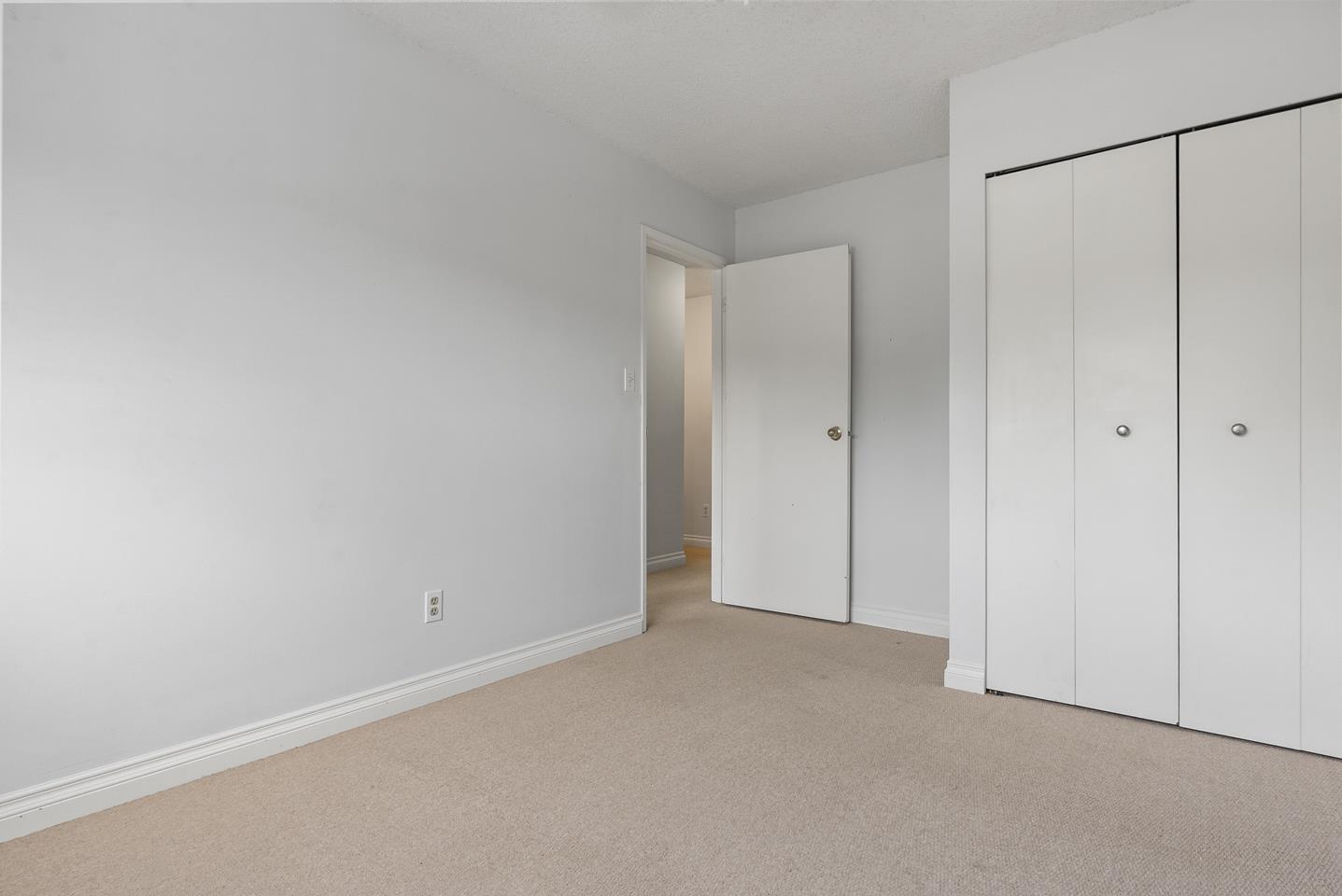 2369 Wakefield Court Property Photo 15