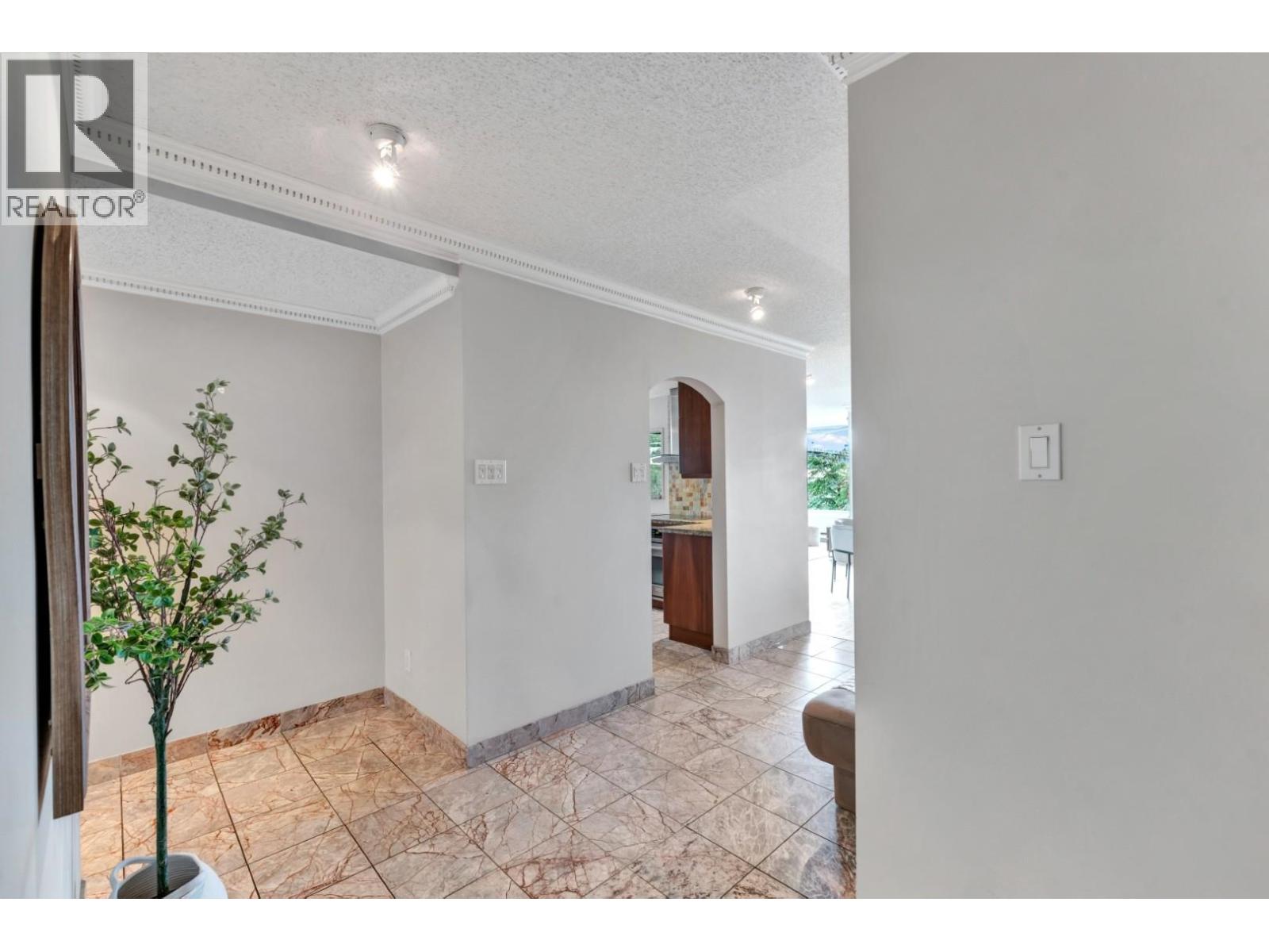 203 1675 Hornby Street Property Photo 1