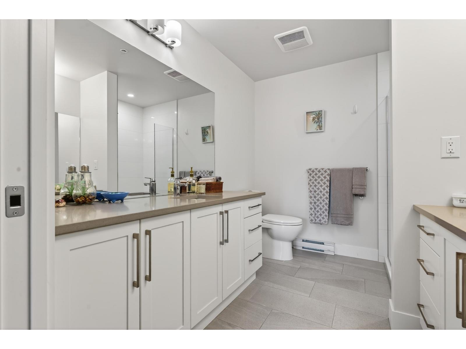 504 2555 Ware Street Property Photo 9