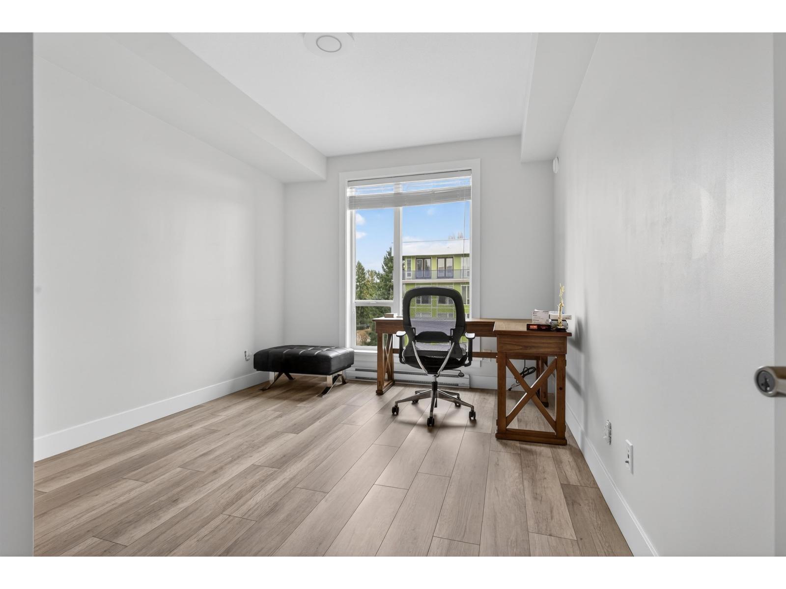 504 2555 Ware Street Property Photo 13