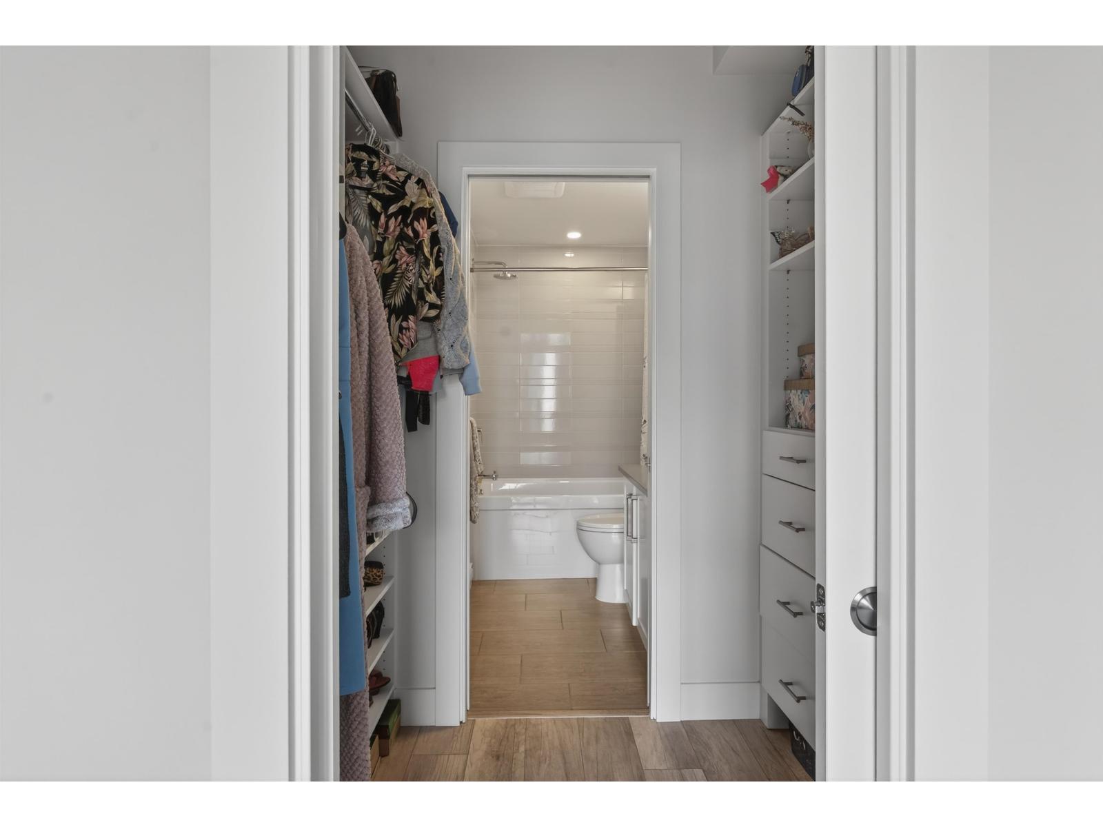 504 2555 Ware Street Property Photo 14