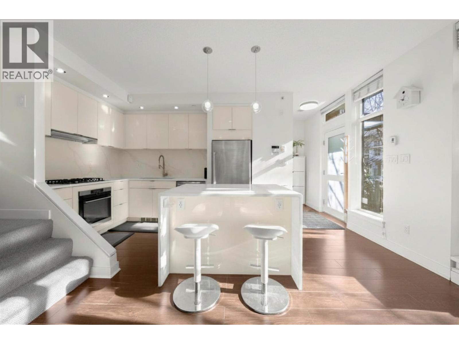 1053 Homer Street Property Photo 1