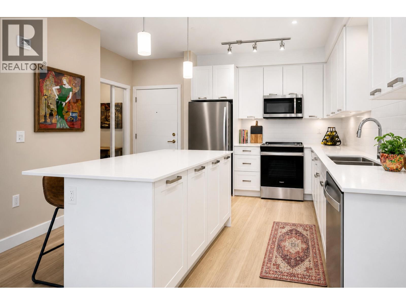 116 22562 121 Avenue Property Photo 9