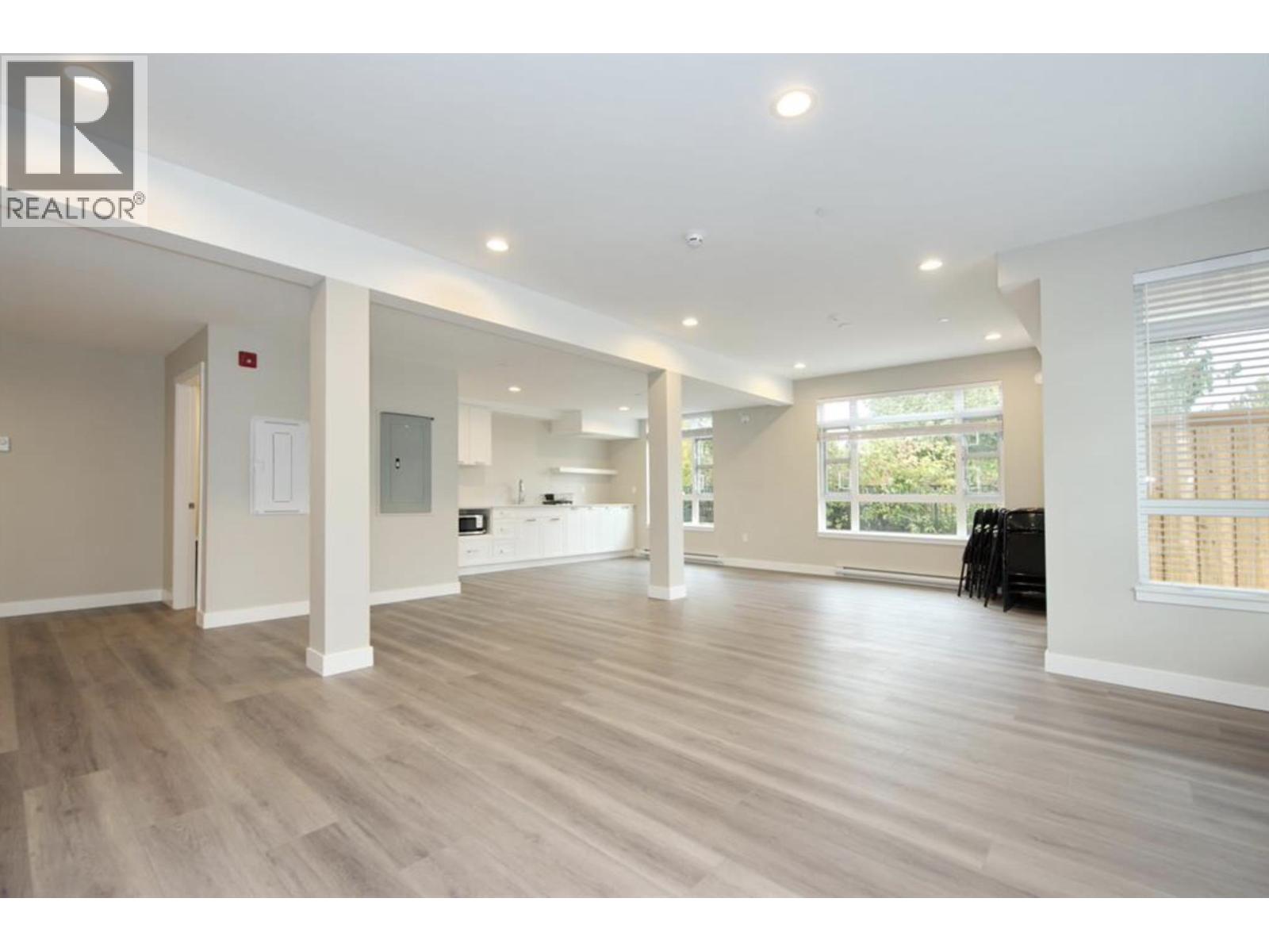 116 22562 121 Avenue Property Photo 17