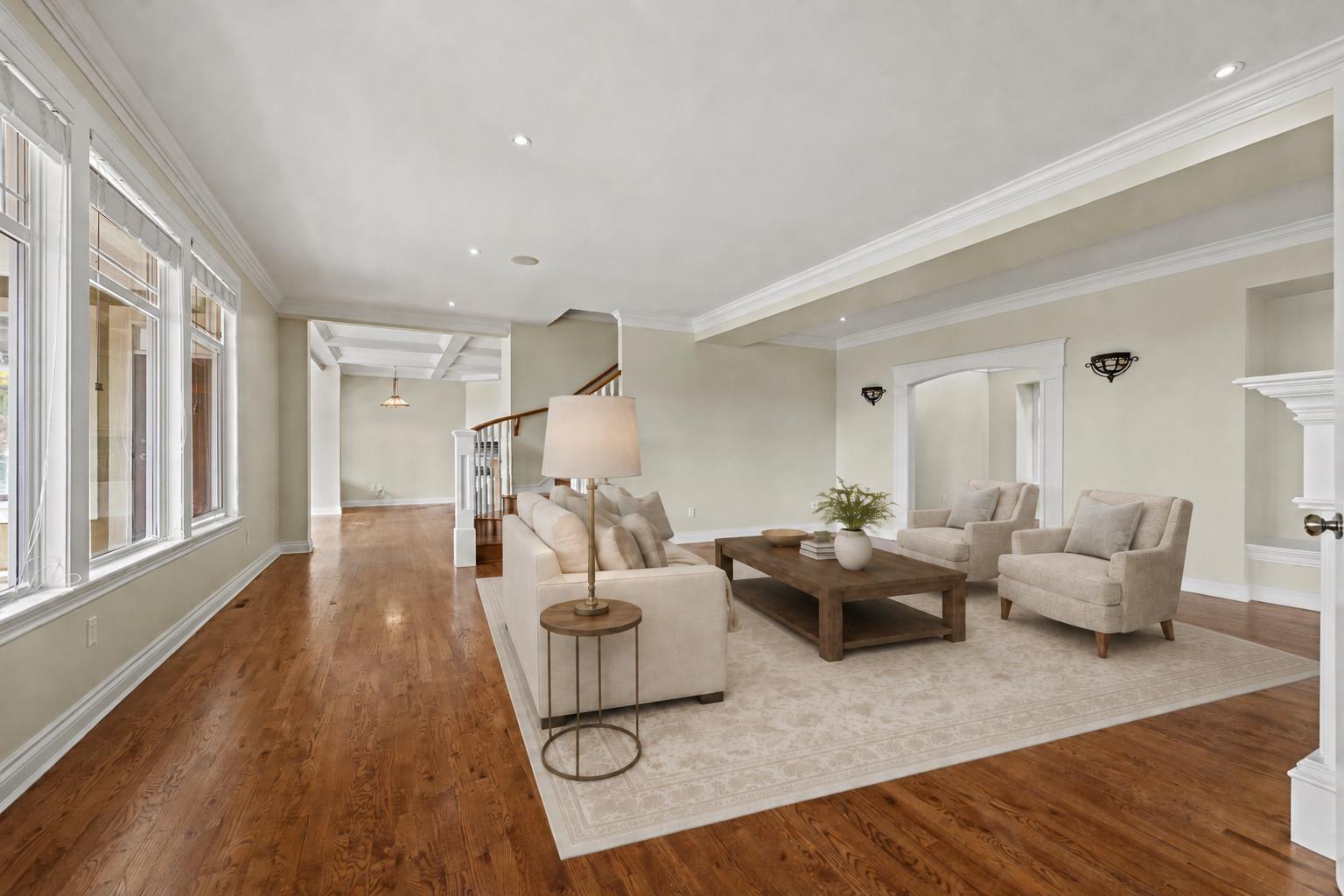 13477 13a Avenue Property Photo 8
