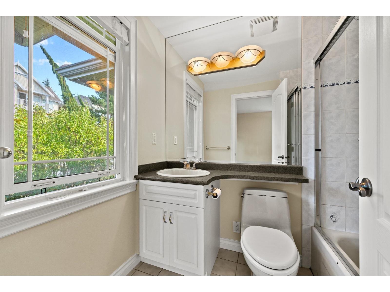 13477 13a Avenue Property Photo 22