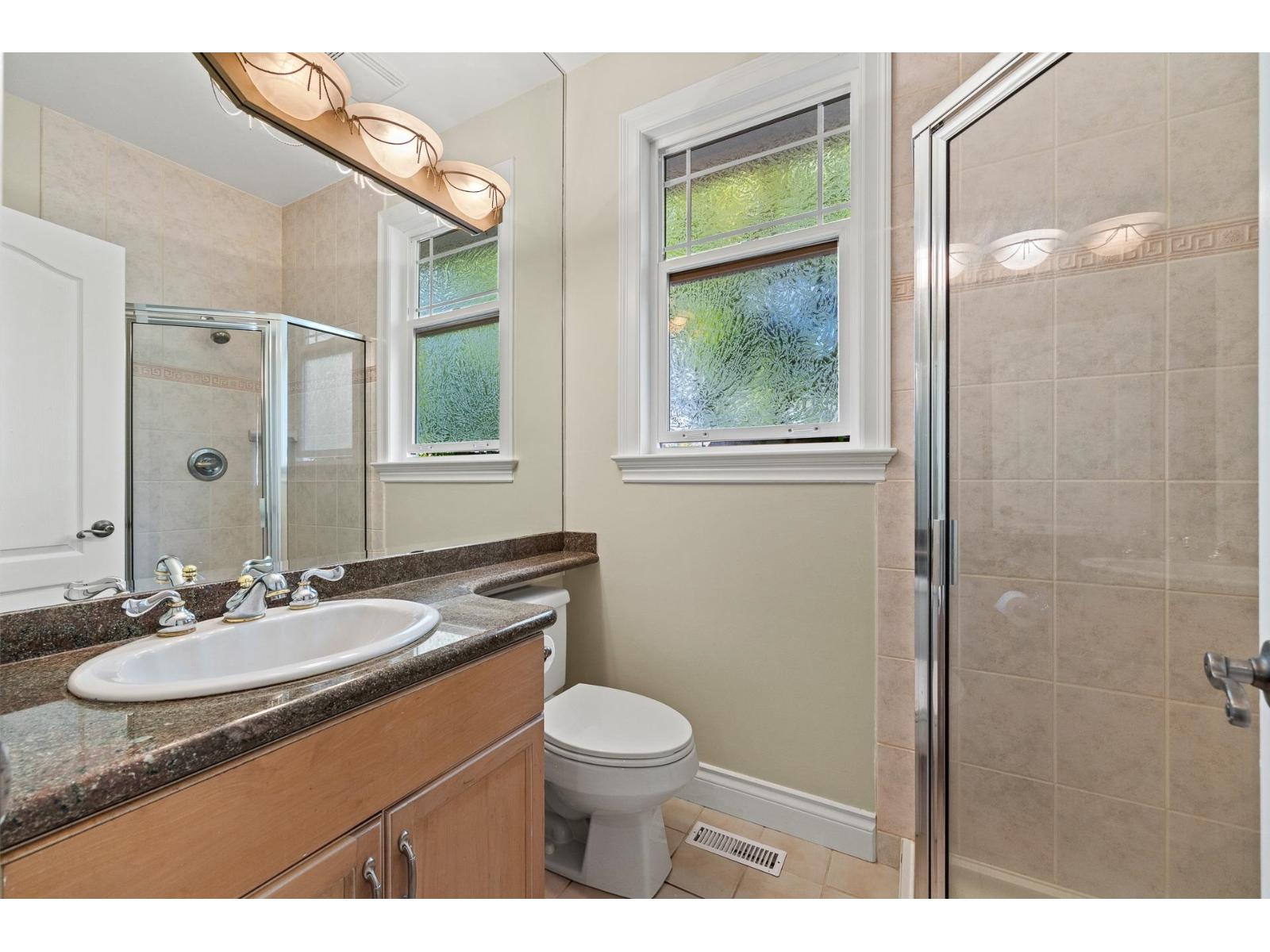 13477 13a Avenue Property Photo 26