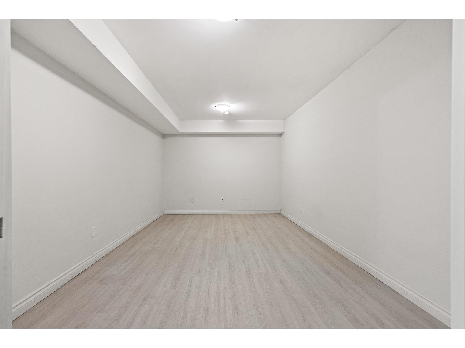 13477 13a Avenue Property Photo 29